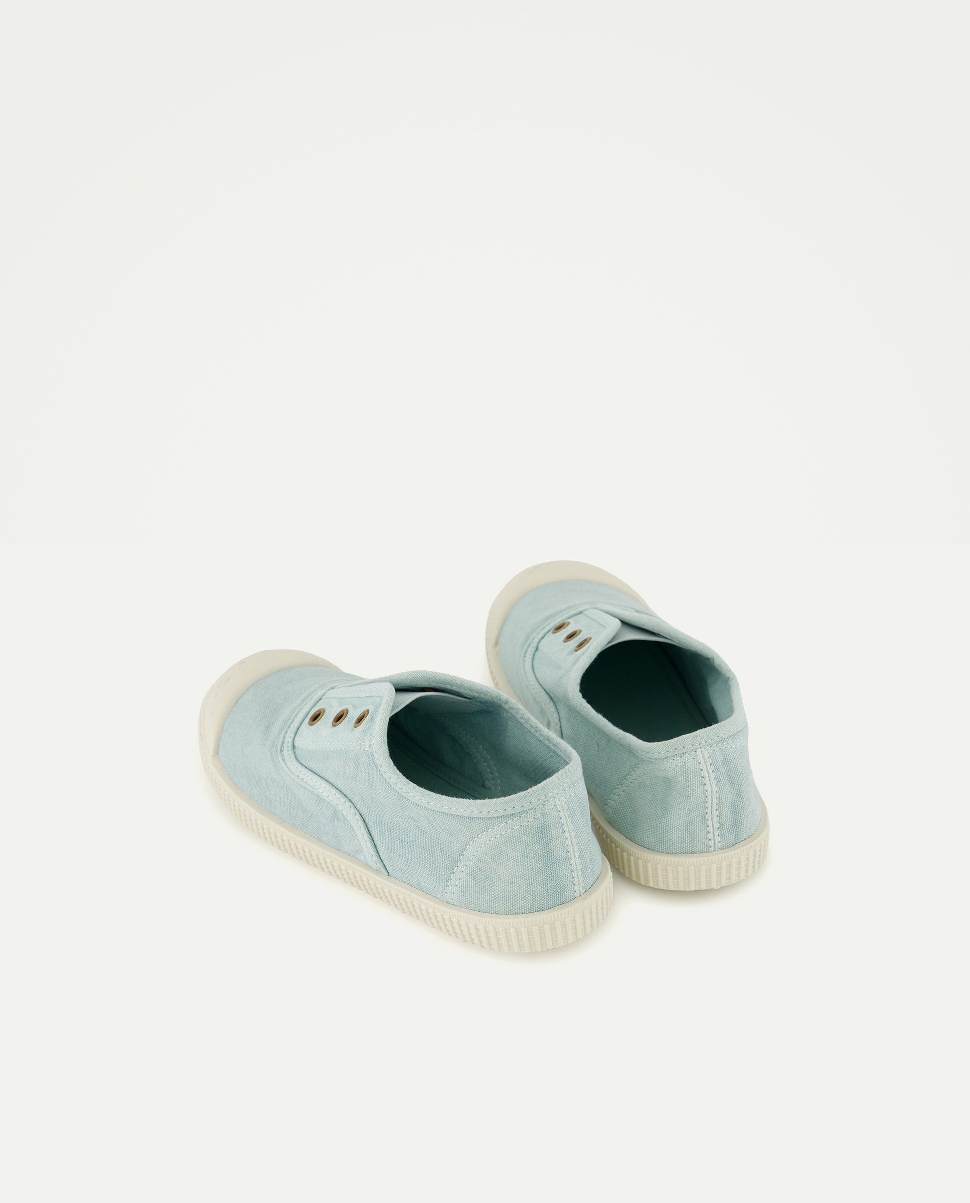 Lona infantil con puntera sin cordones Jabón-3