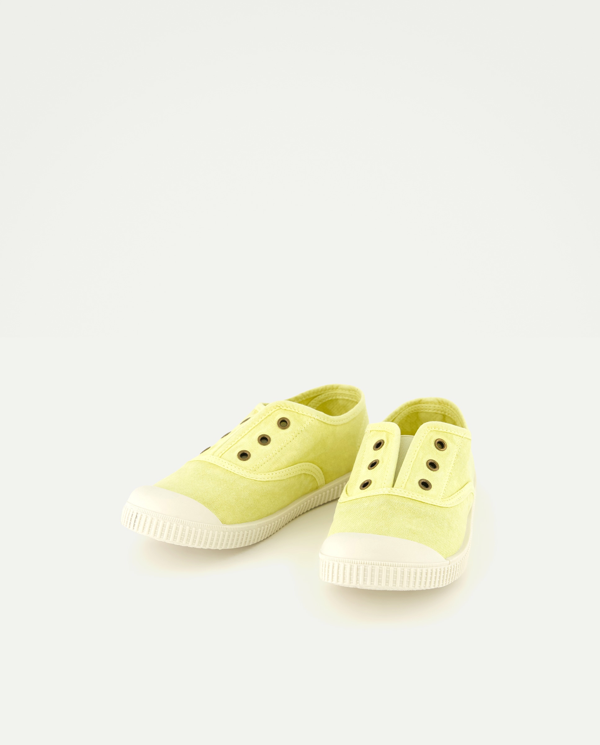 Lona infantil con puntera sin cordones Pistacho-2