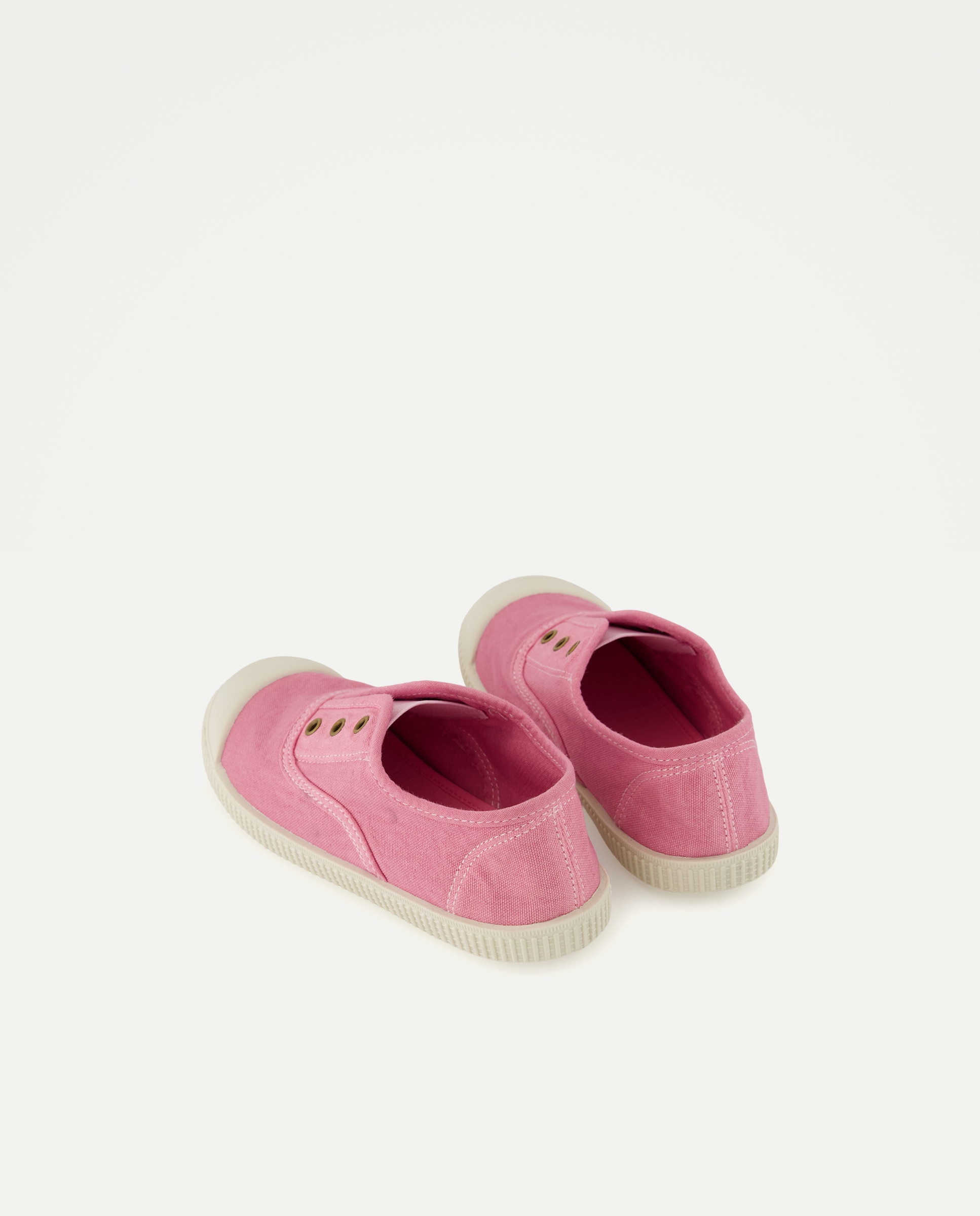 Lona infantil con puntera sin cordones Buganvilla-3