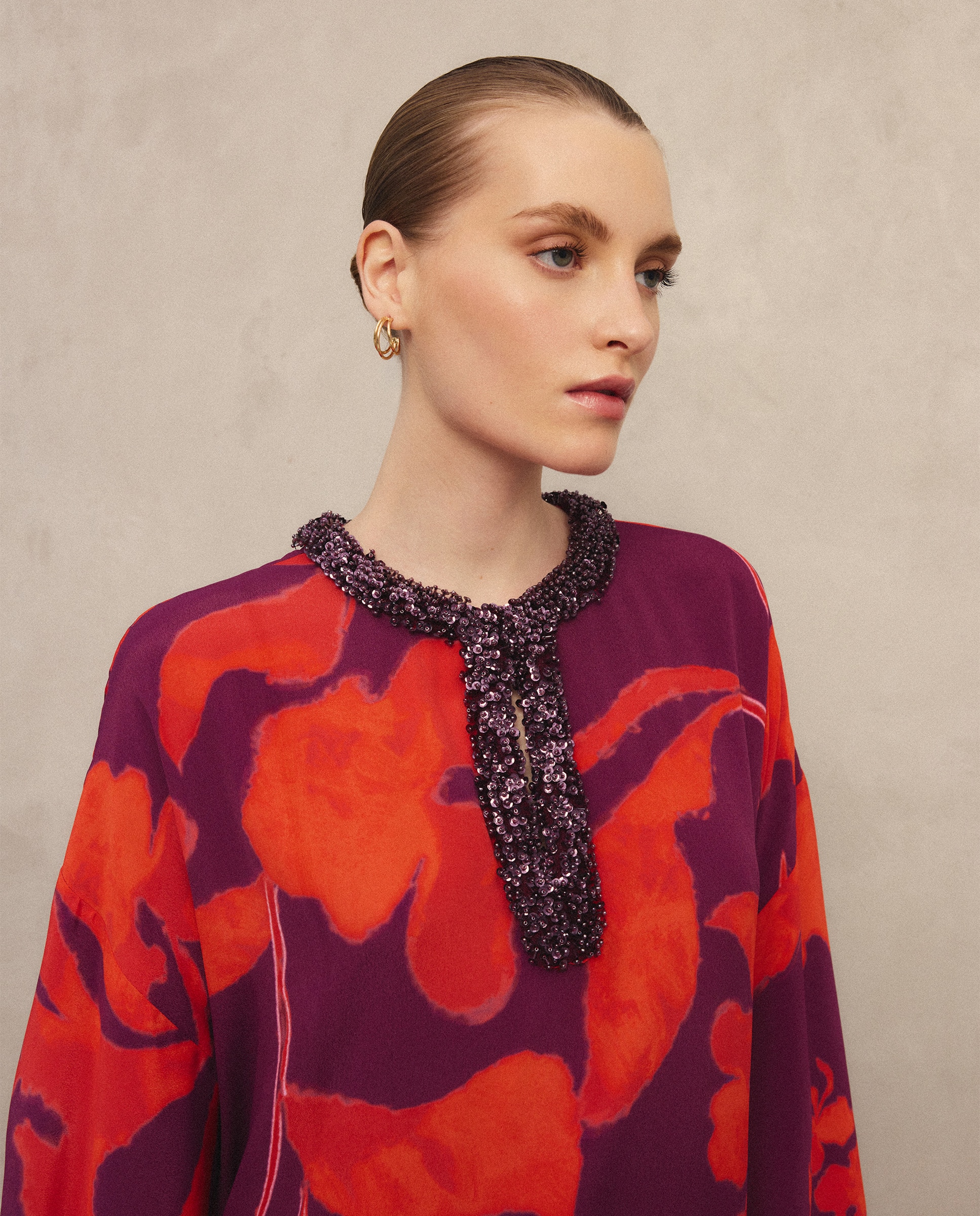 Vestido 100% Seda com Pedraria Verde-2