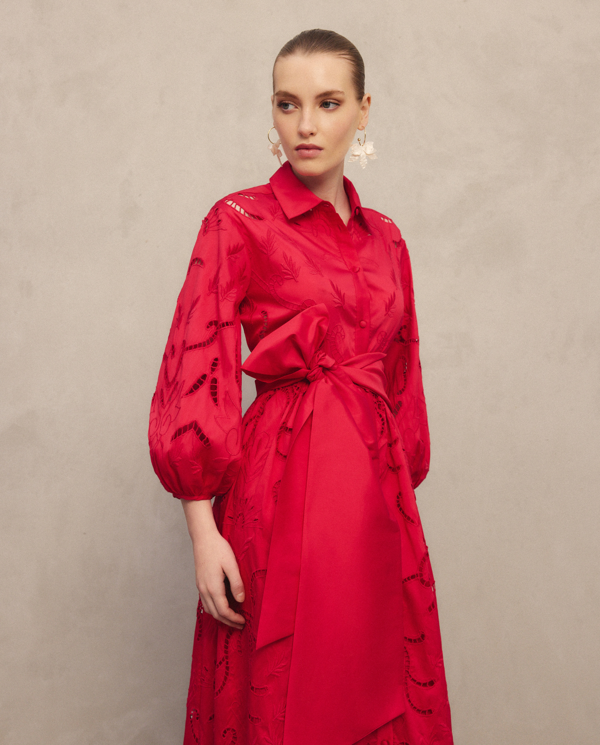 Imagem 0 de Vestido midi com volume