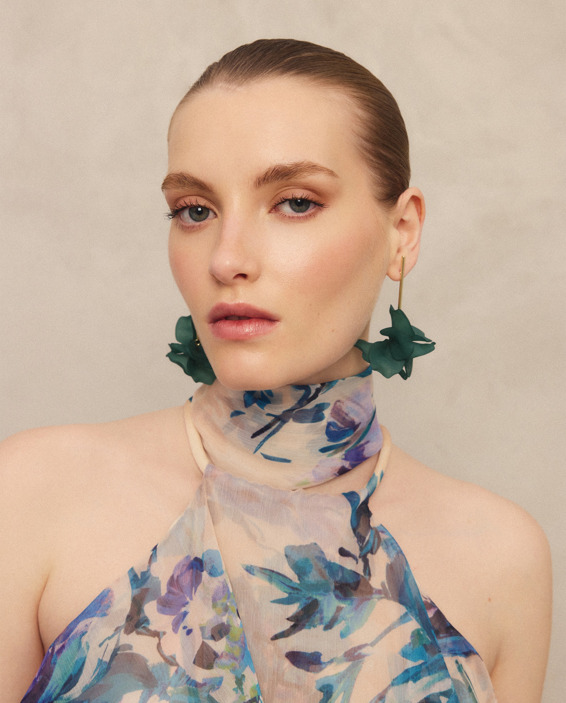 Vestido Midi com Capas e Écharpe Verde-4