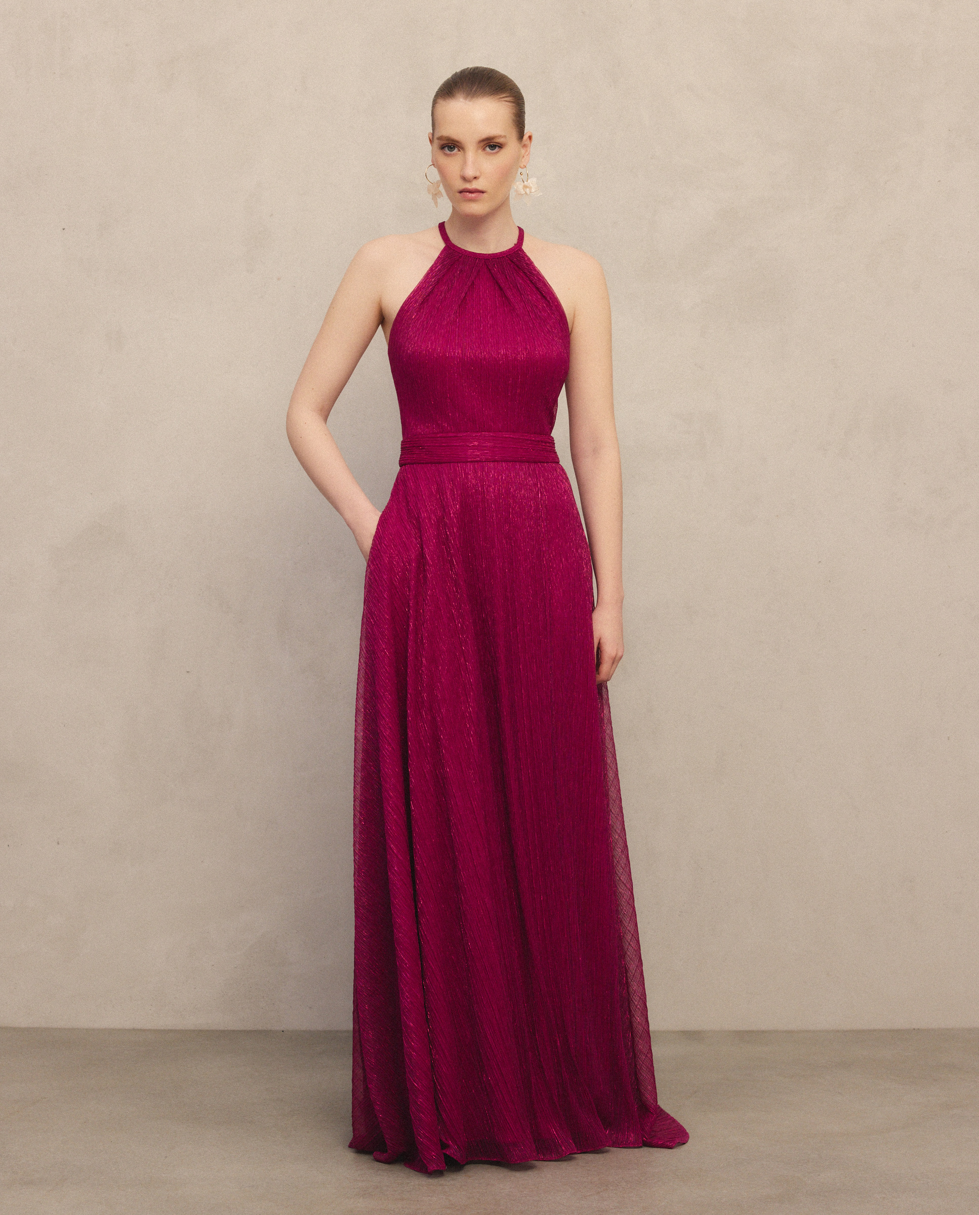 Imagem 0 de Vestido Comprido de Malha de Fio Metalizado