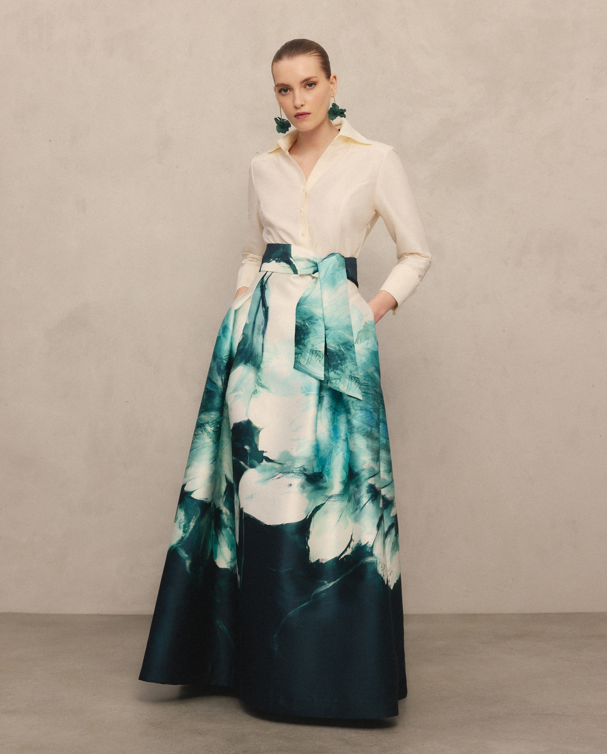 Imagem 0 de Vestido Comprido com Manga 3/4 - Top Branco