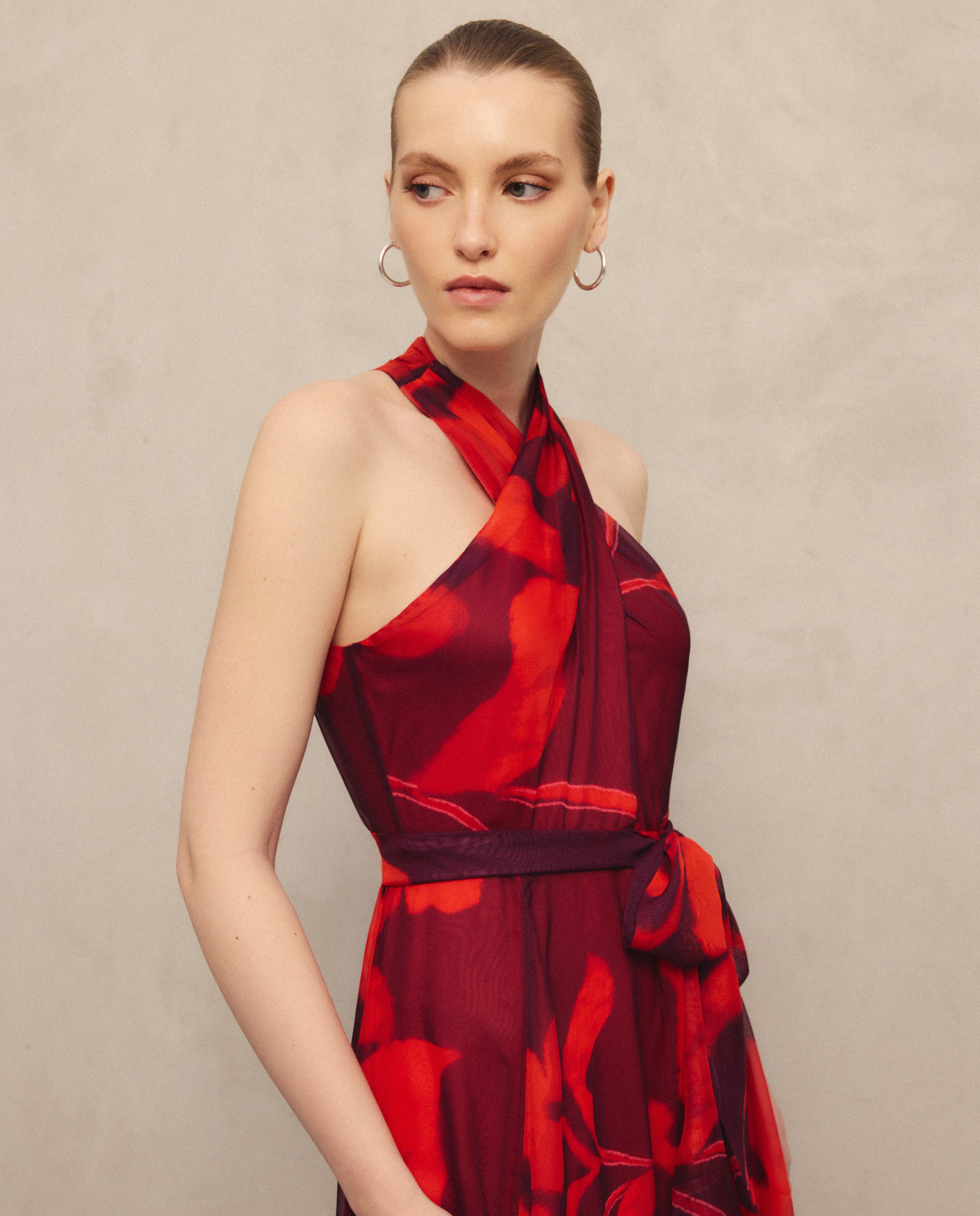 Vestido comprido com gola halter Vermelho-2