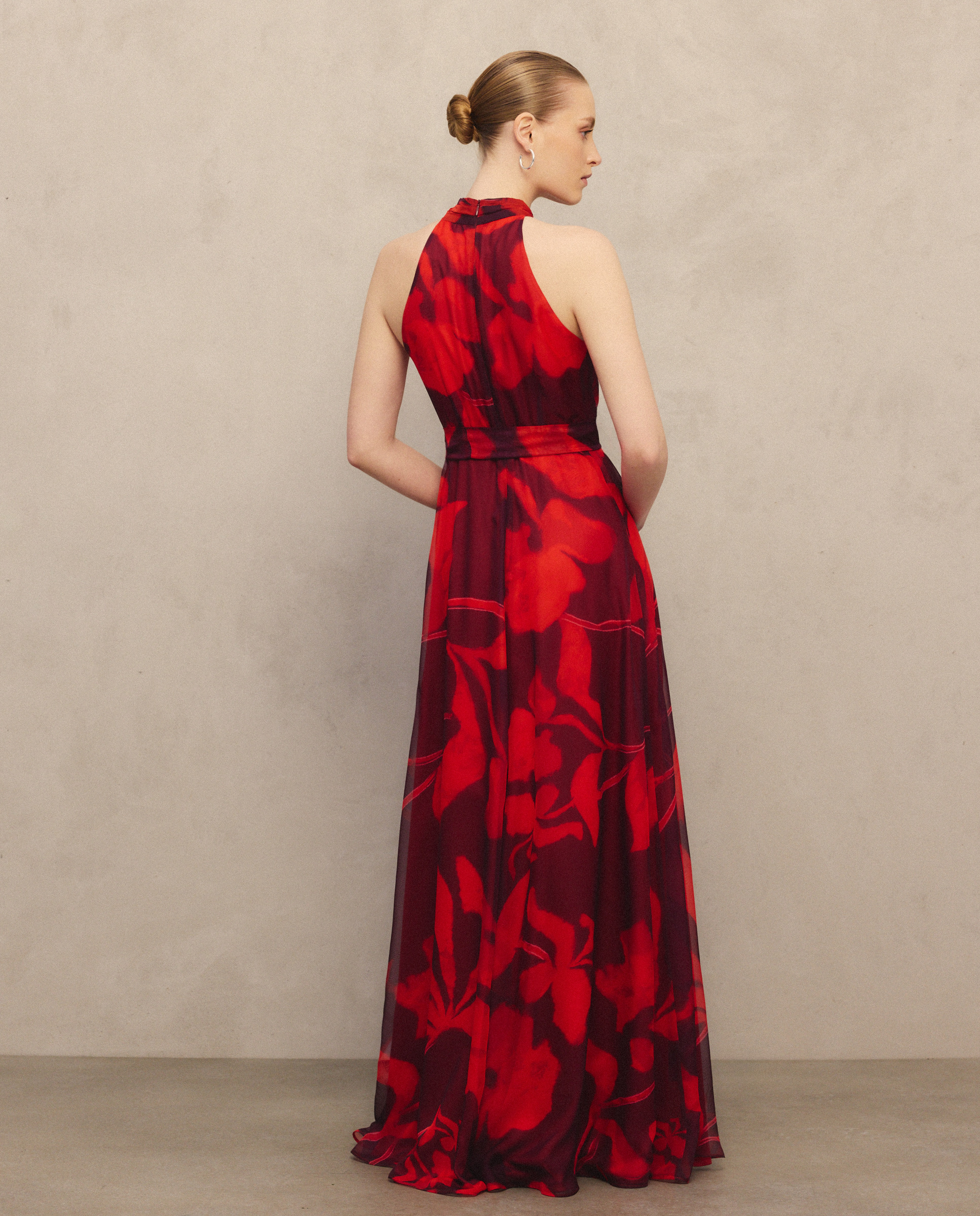 Vestido comprido com gola halter Vermelho-3