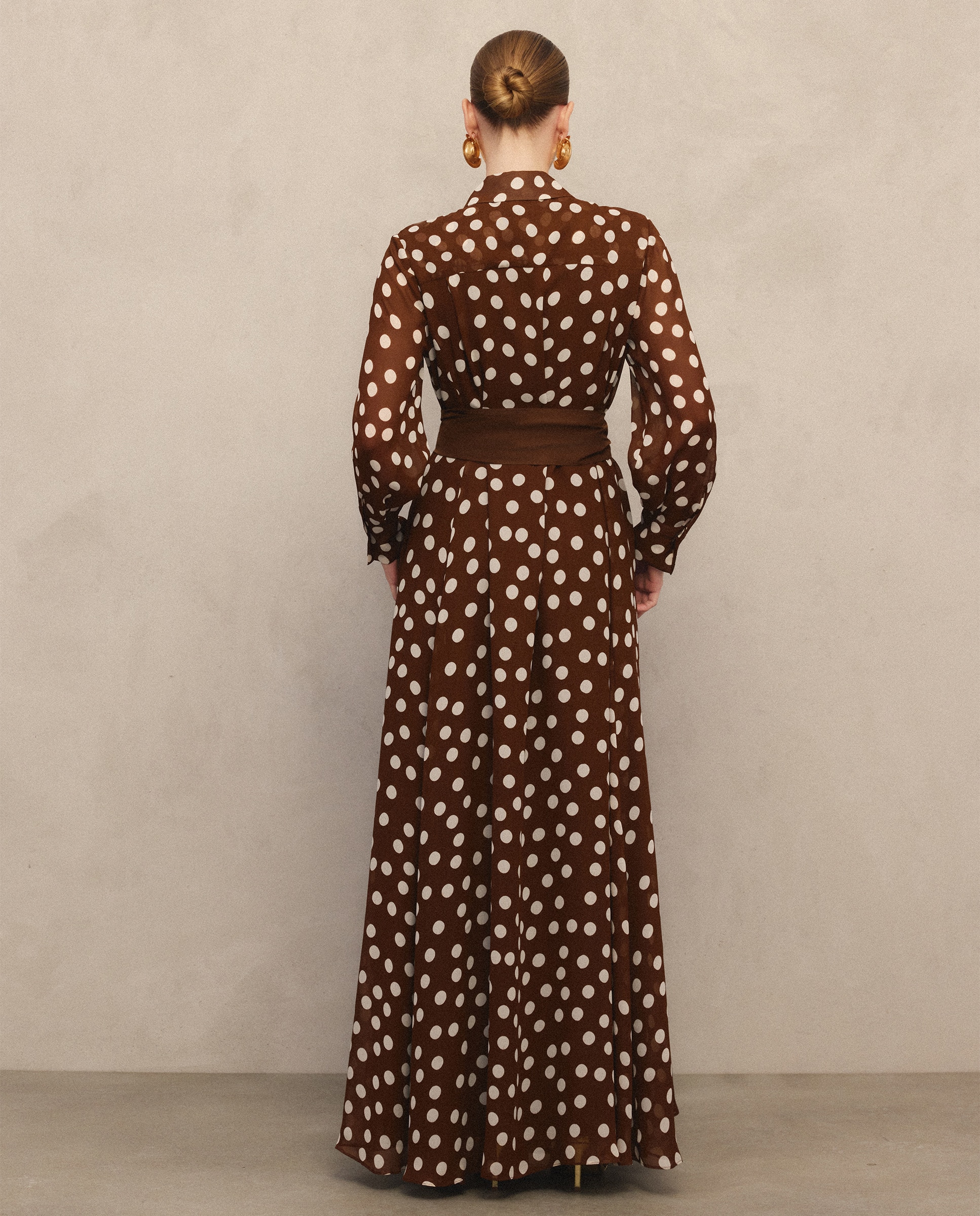 Vestido Camiseiro às Bolinhas Castanho-3