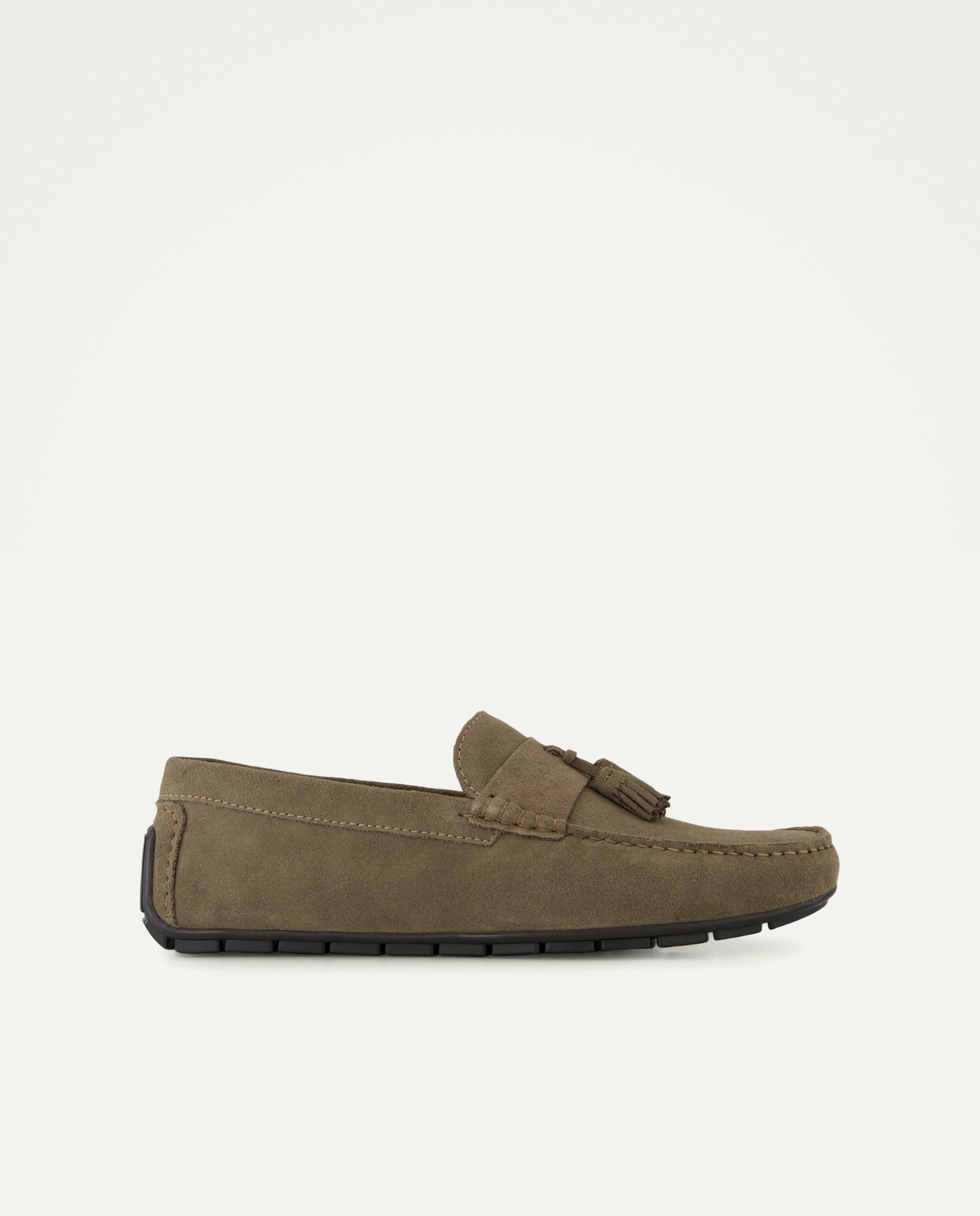 Imagen 0 de Mocasín borlas de hombre de serraje con piso de goma