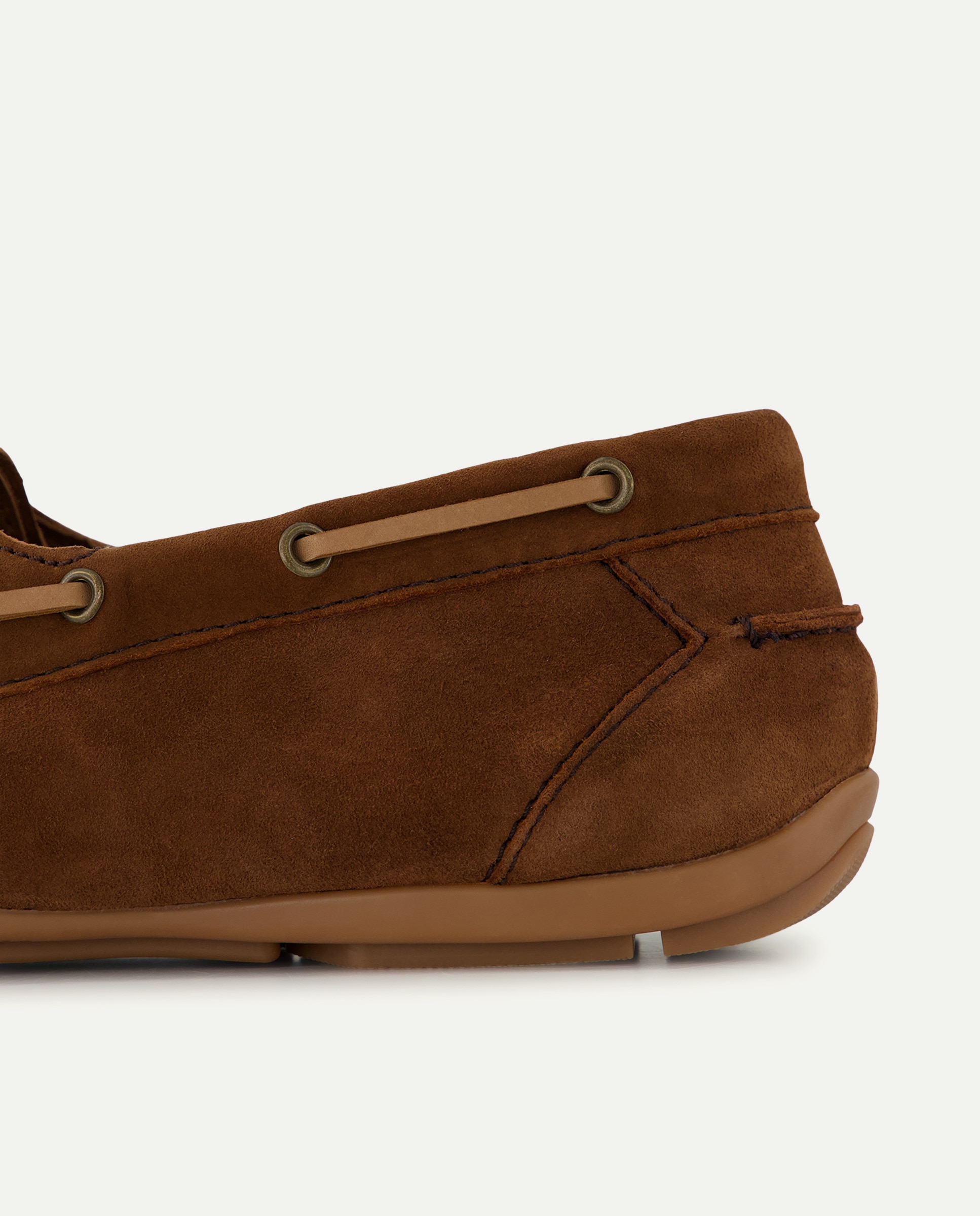 Náutico de hombre de nobuck con piso de goma 730 Camel-5