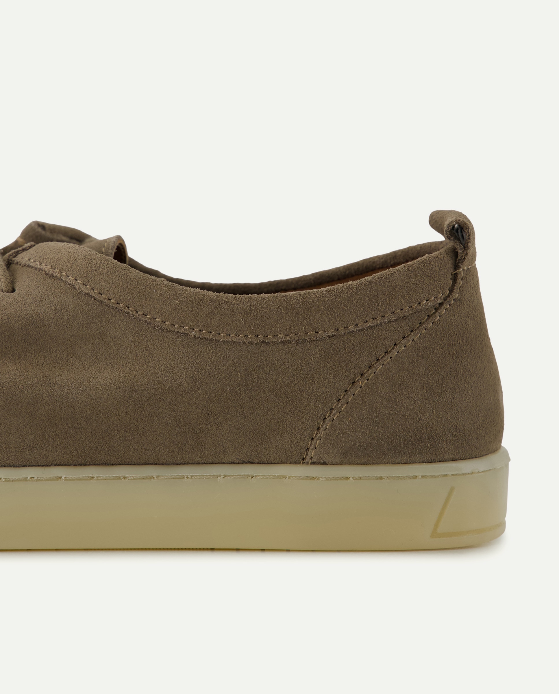 Zapato wallaby de hombre serraje con piso de goma Tostado-5
