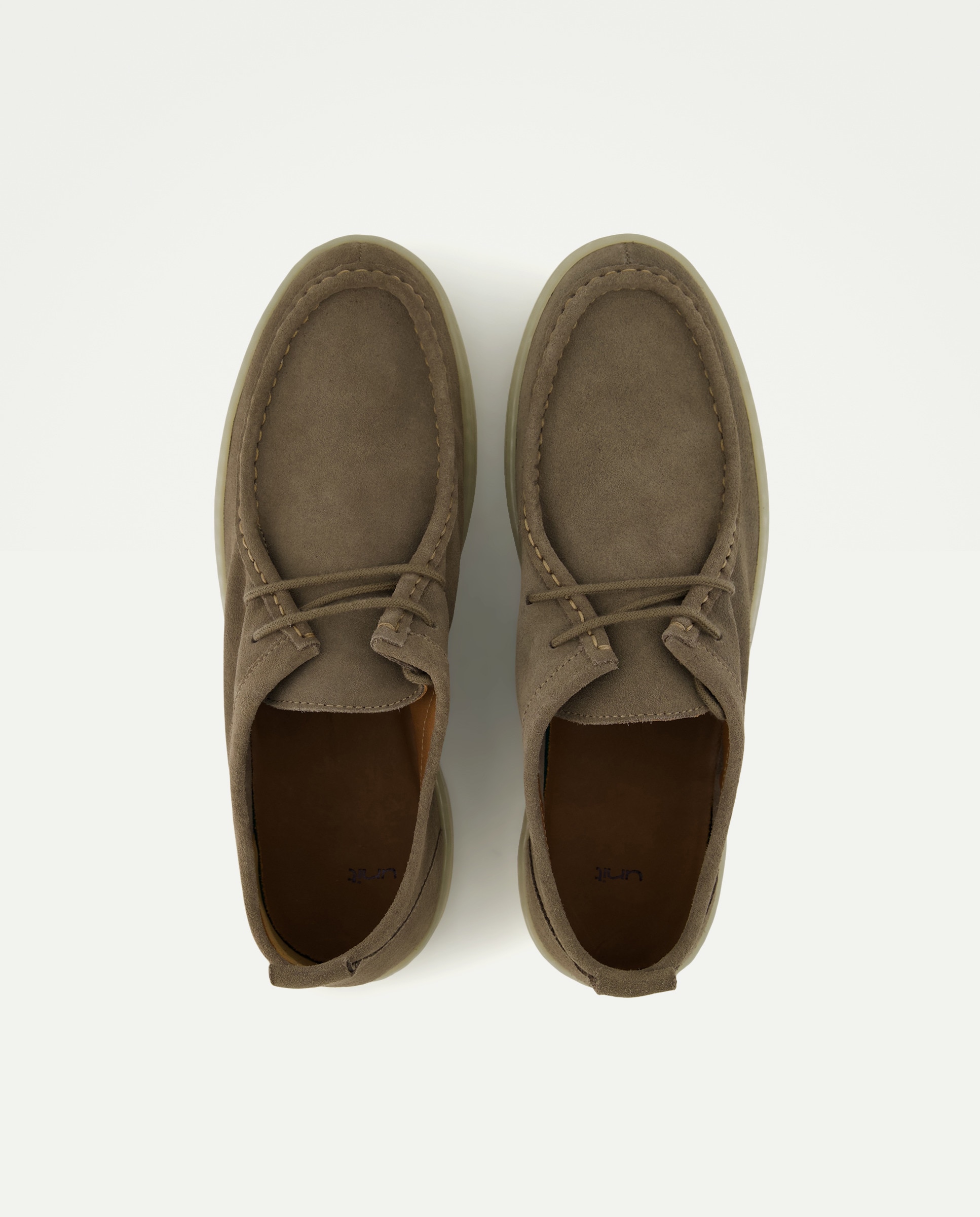 Zapato wallaby de hombre serraje con piso de goma Tostado-4