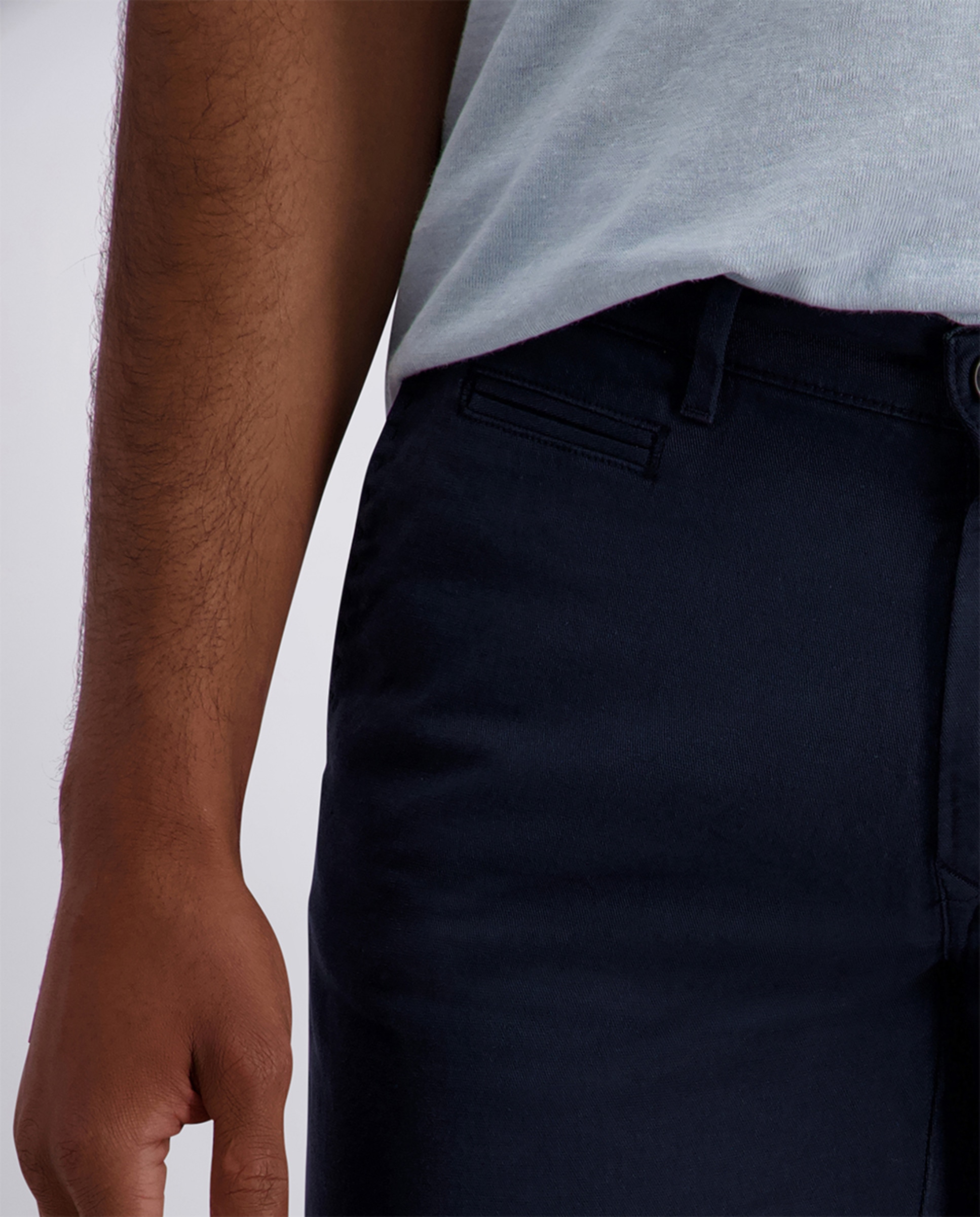Bermudas de Linho Regular Fit - Branco Azul-marinho-4