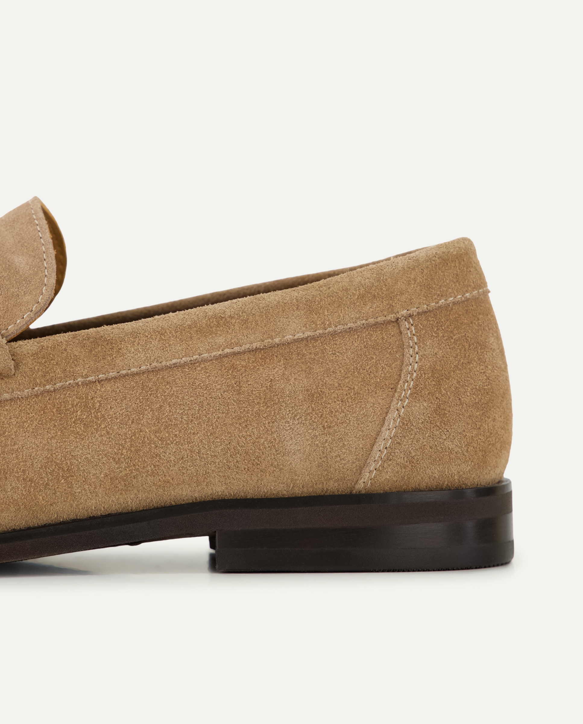 Mocassins de Camurça com Sola de Borracha Visom-Escuro-5