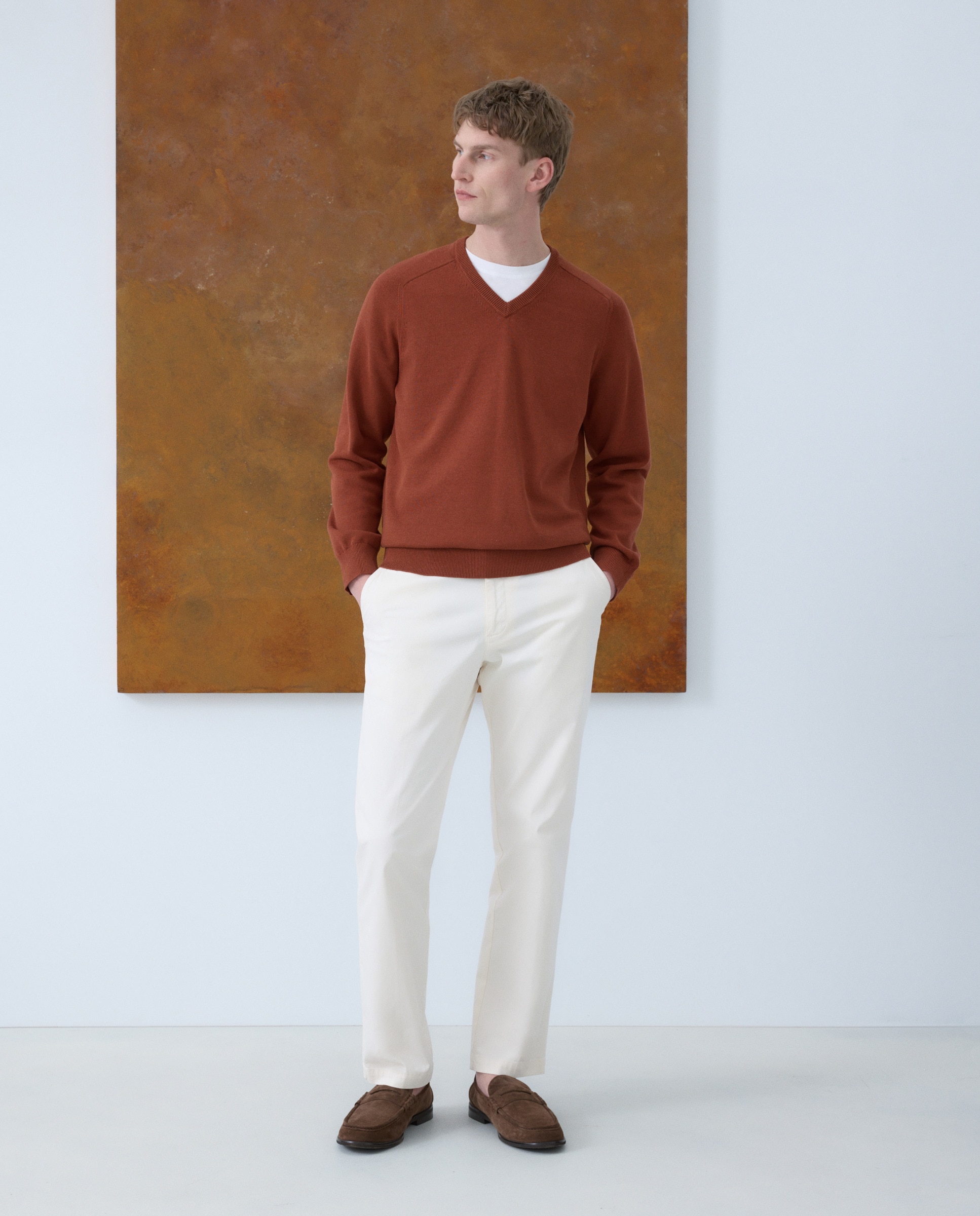 Camisola de Malha Lisa em Algodão e Linho com Gola em Bico Vermelho-2
