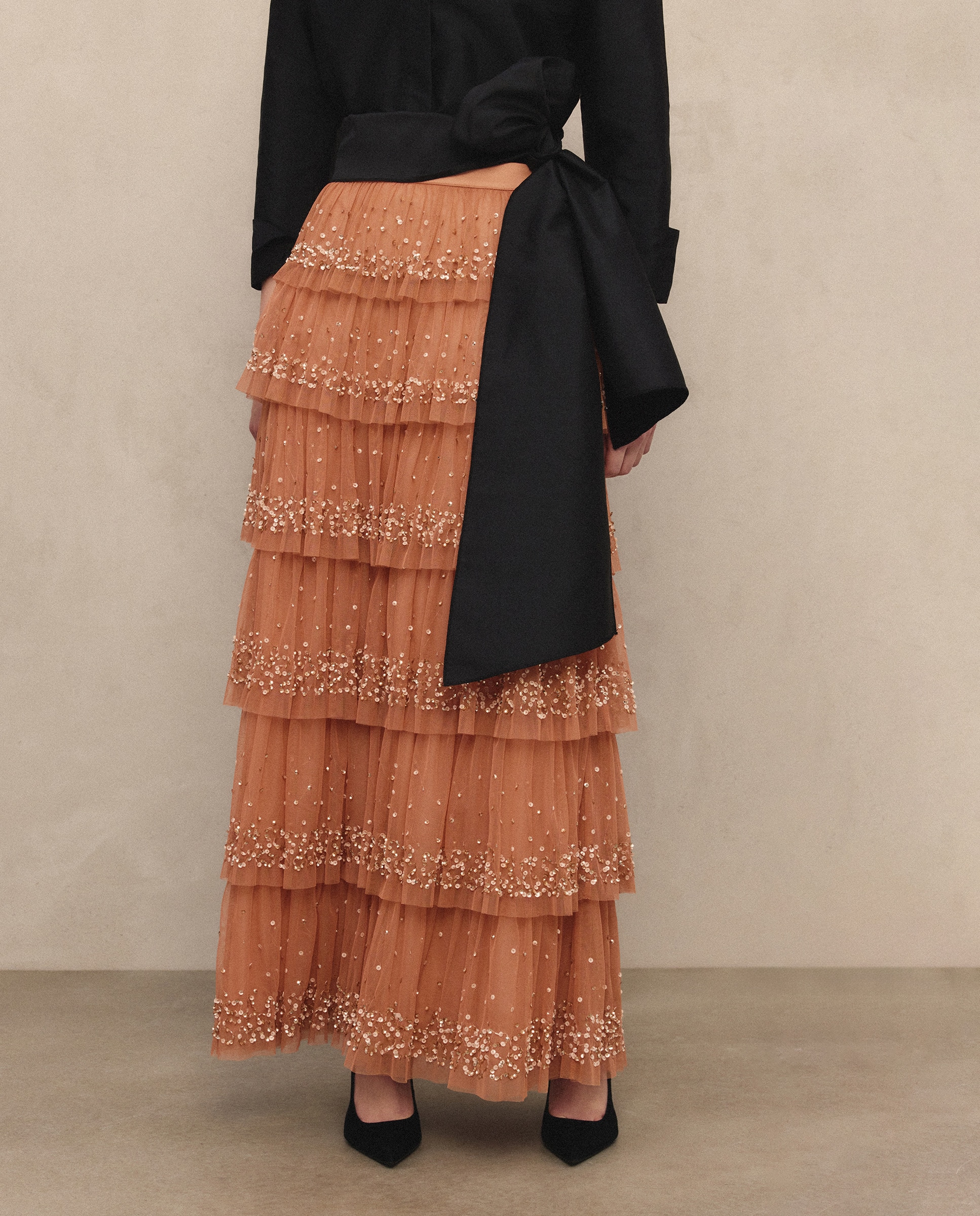 Saia Midi de Tule com Folhos e Pedraria 390 Ouro-2