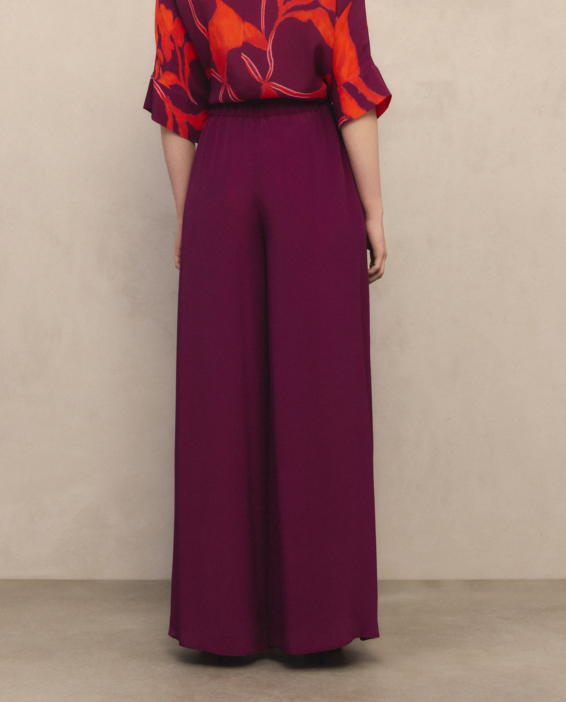 Calças Largas de Chiffon Rosa-3