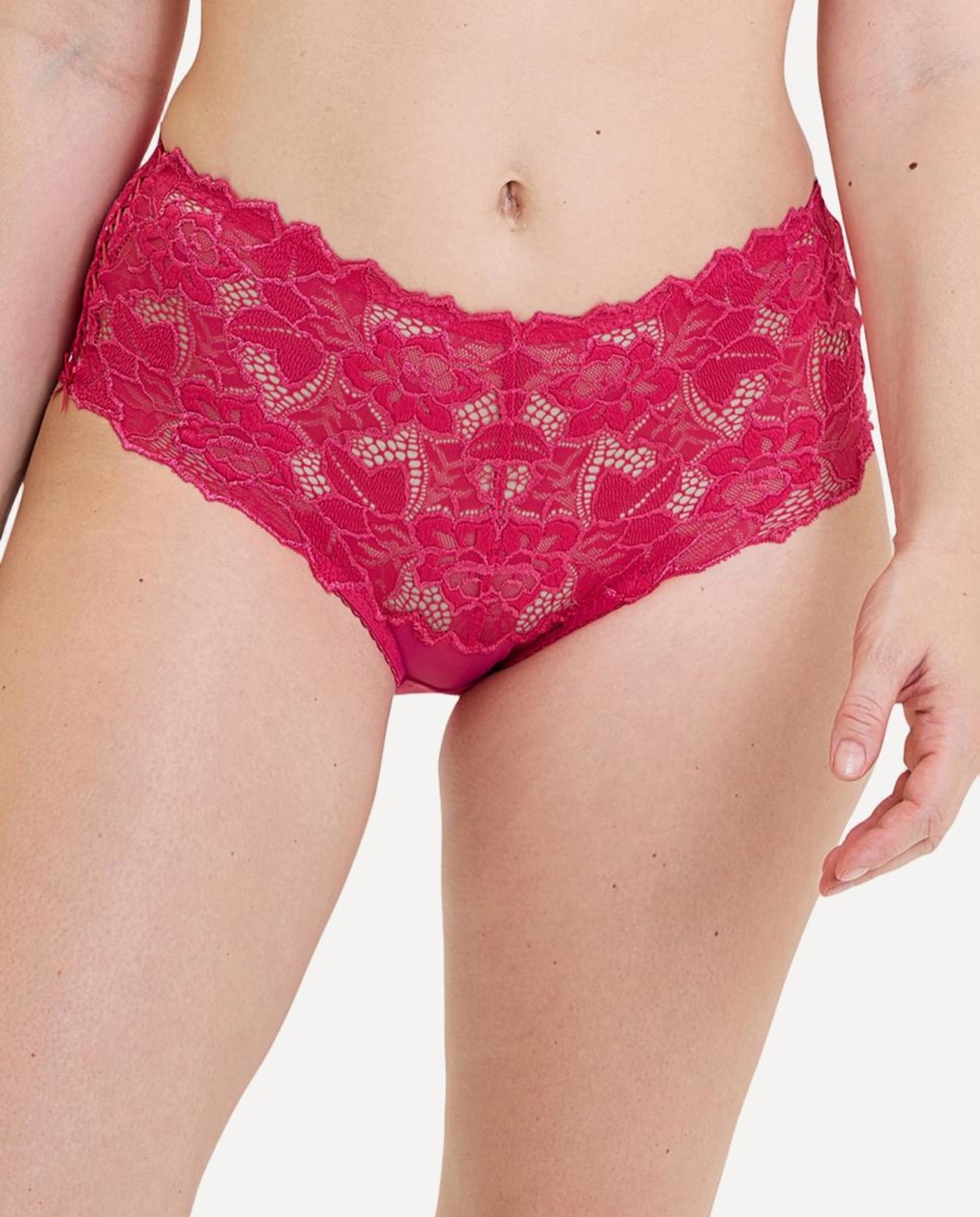 Imagem 0 de Culotte de meia altura com Renda