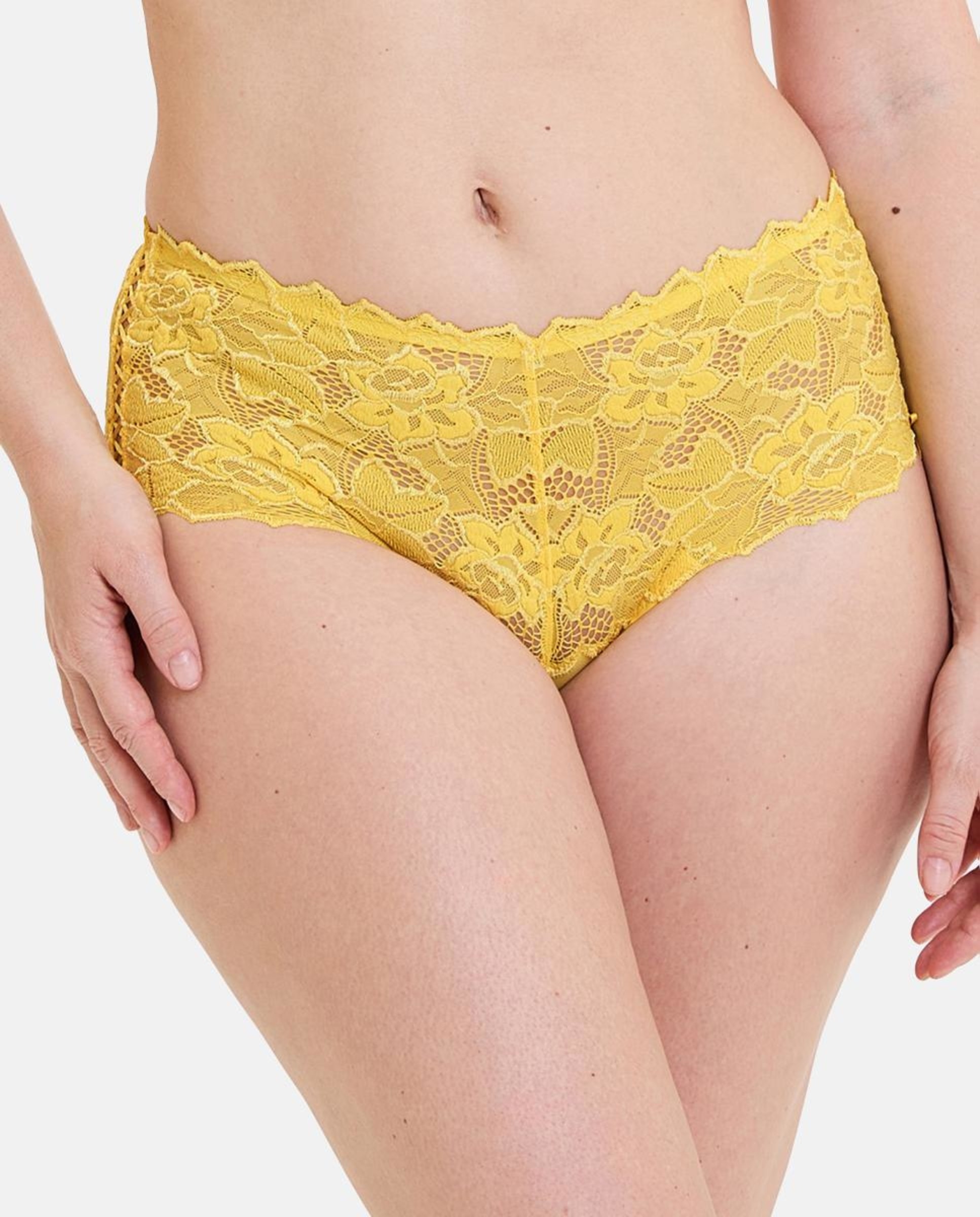 Imagem 0 de Culotte de meia altura com Renda