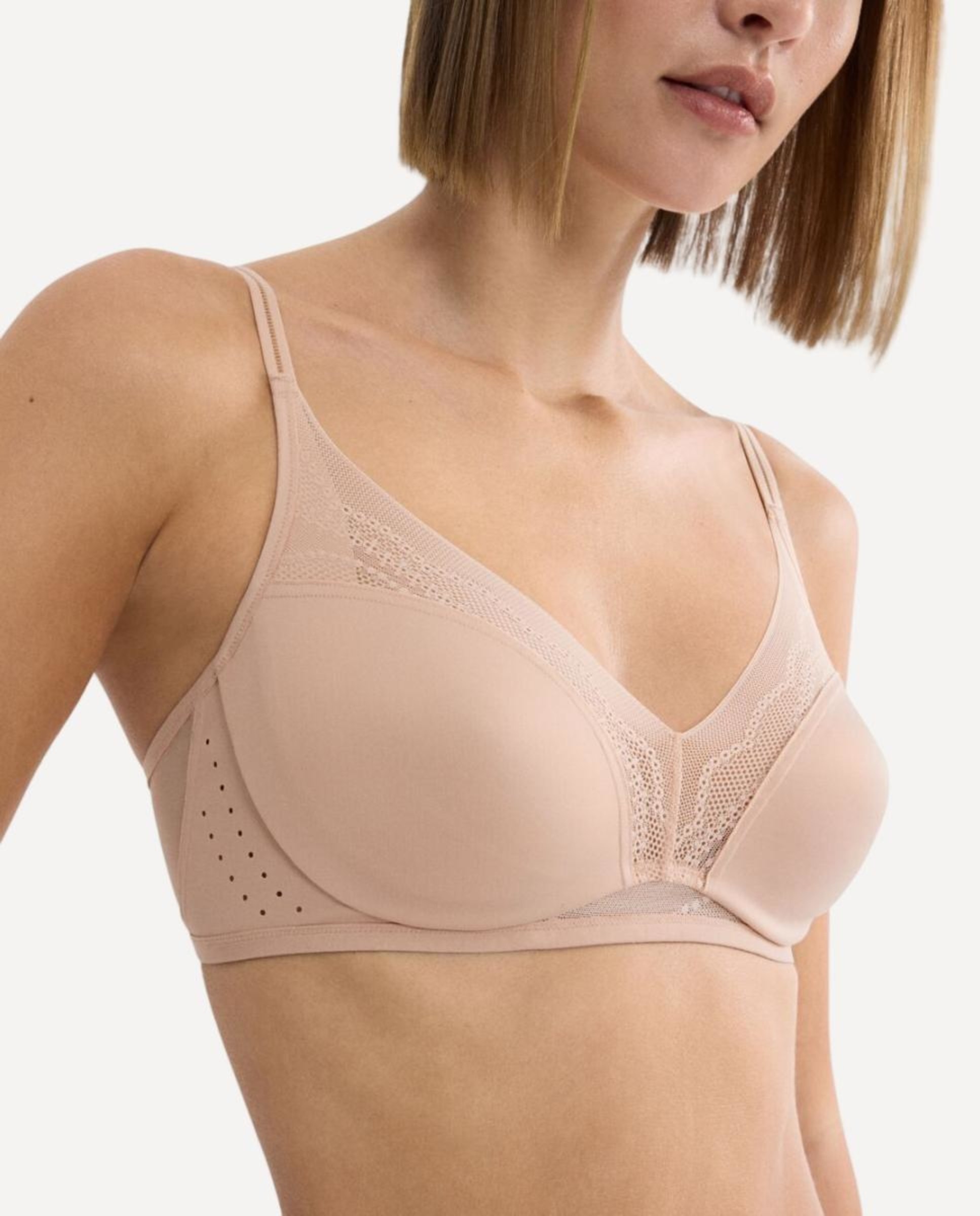Imagem 0 de Soutien sem Aro, com Alças Multiposições e Copa Ligeira e Transpirável