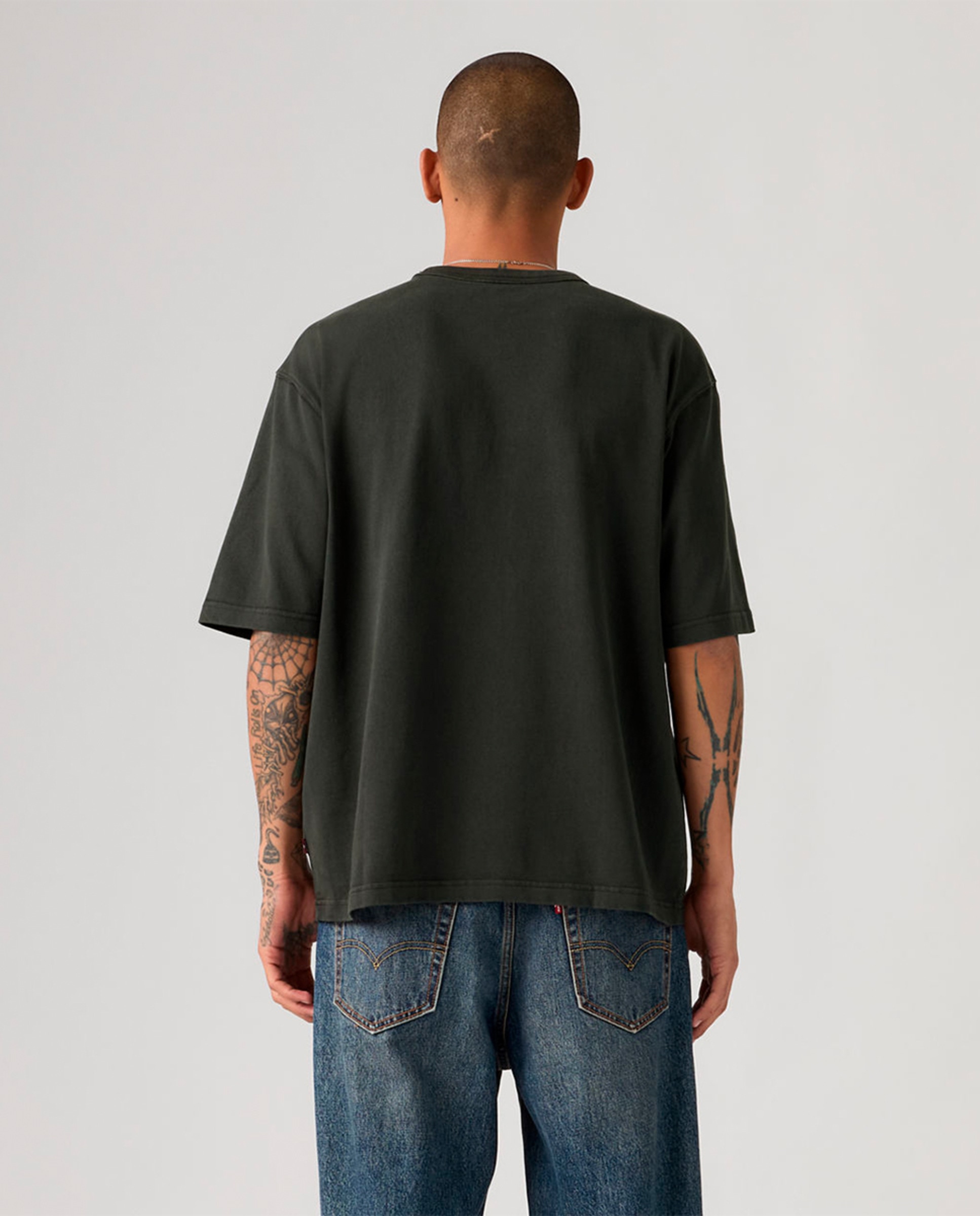 T-shirt de Manga Curta com Gola Redonda Preto-2