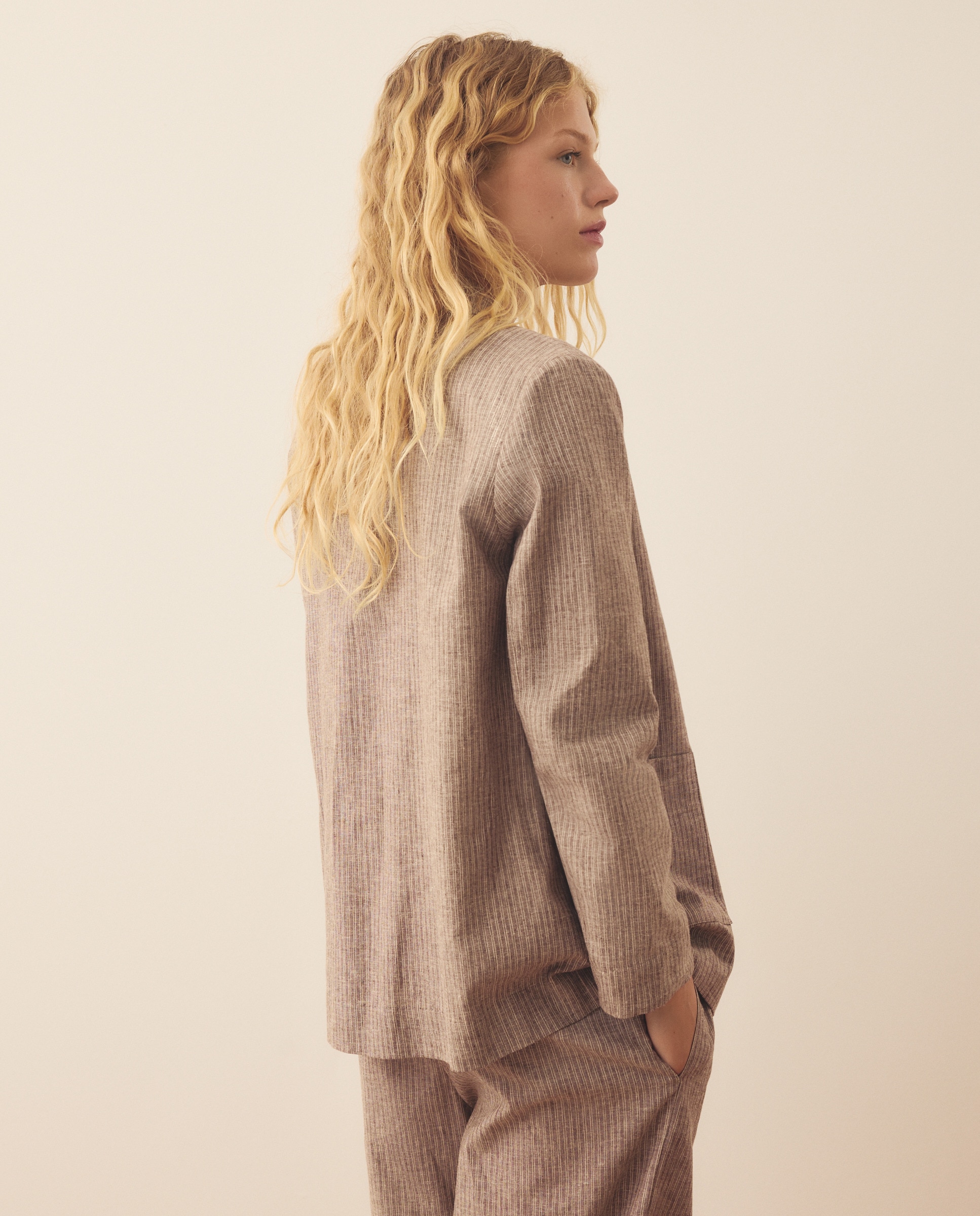 Blazer Liso de Linho Castanho-3