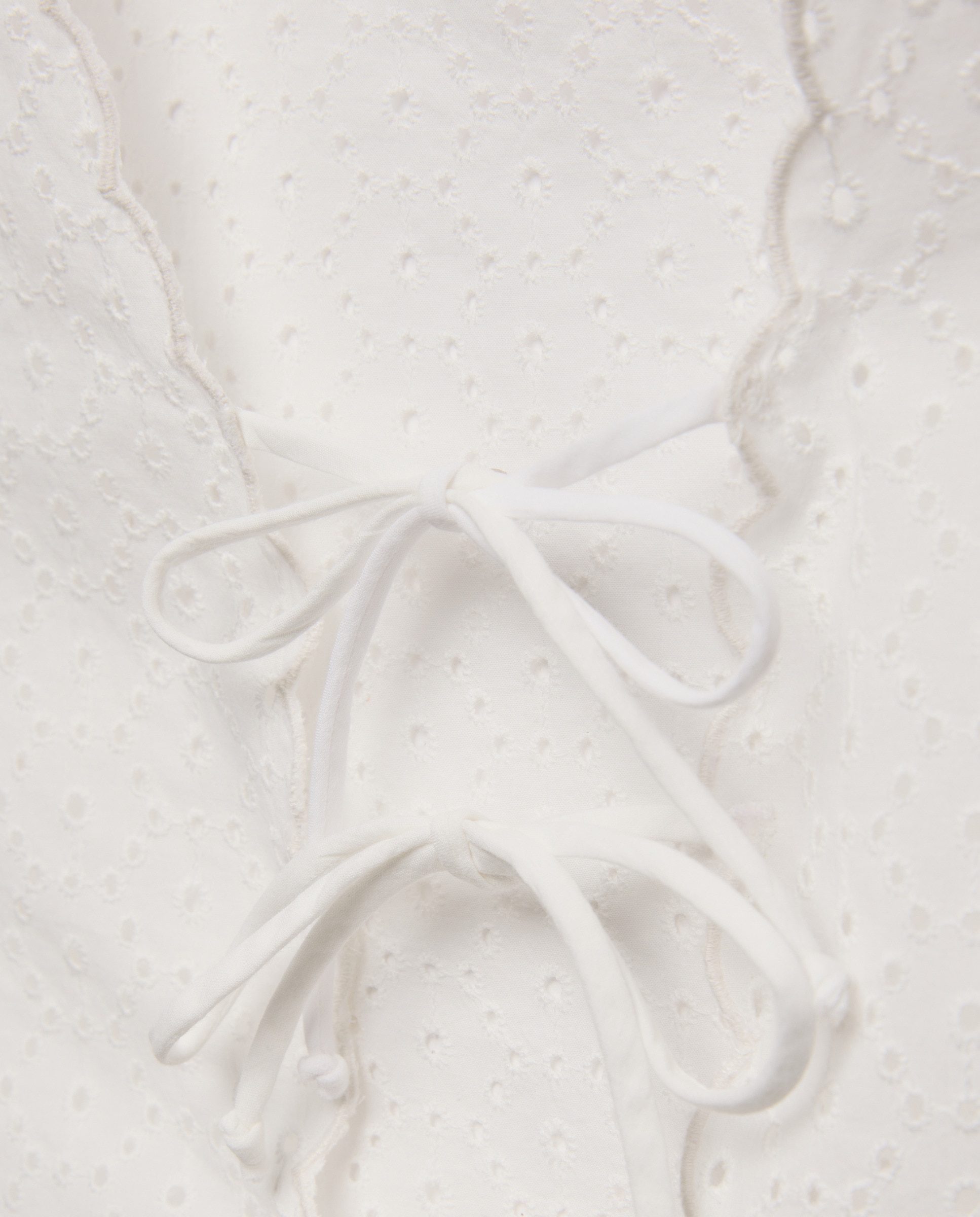 Colete com Bordado Suíço Branco-5