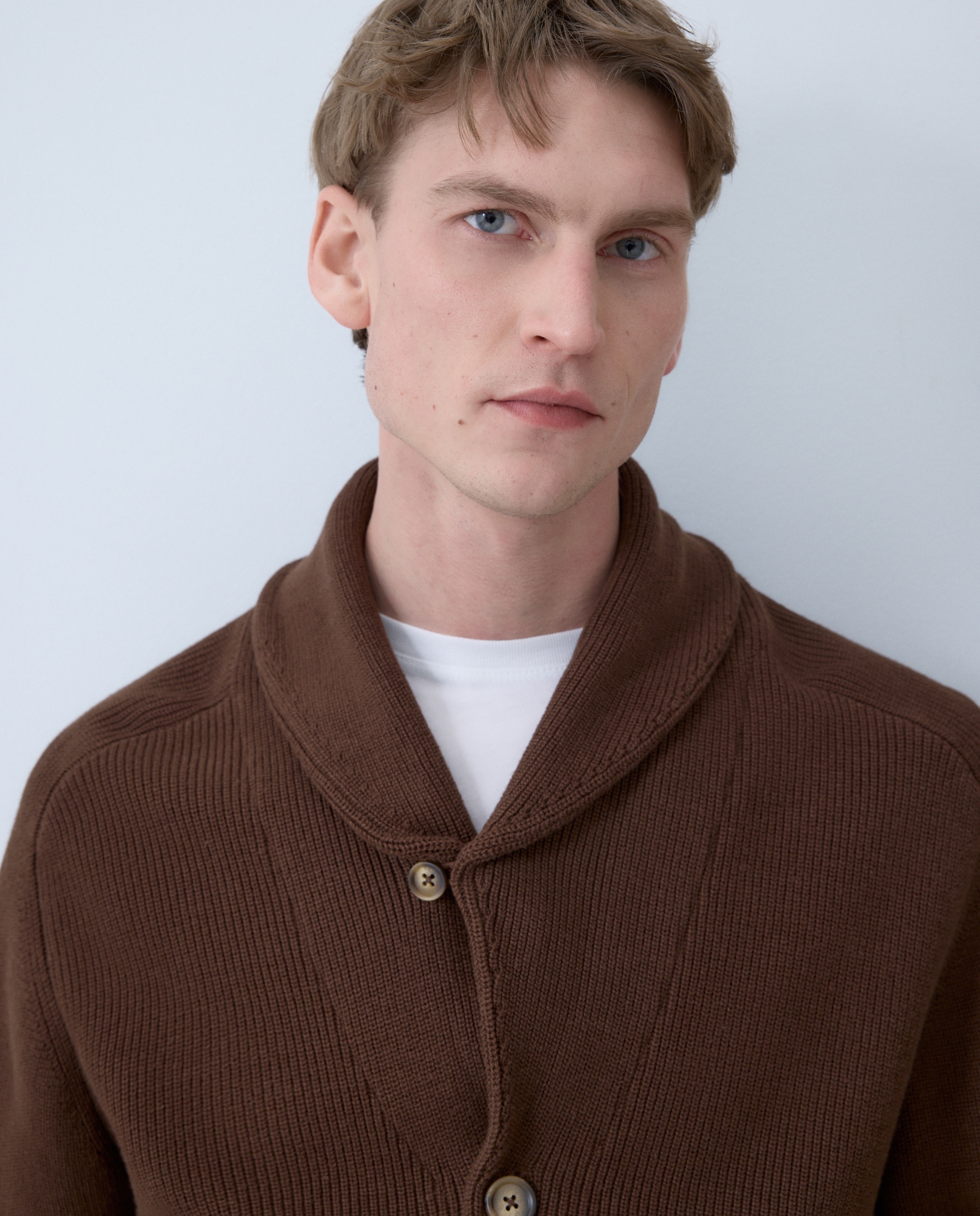 Cardigan com Botões e Gola de Lapela Castanho-3