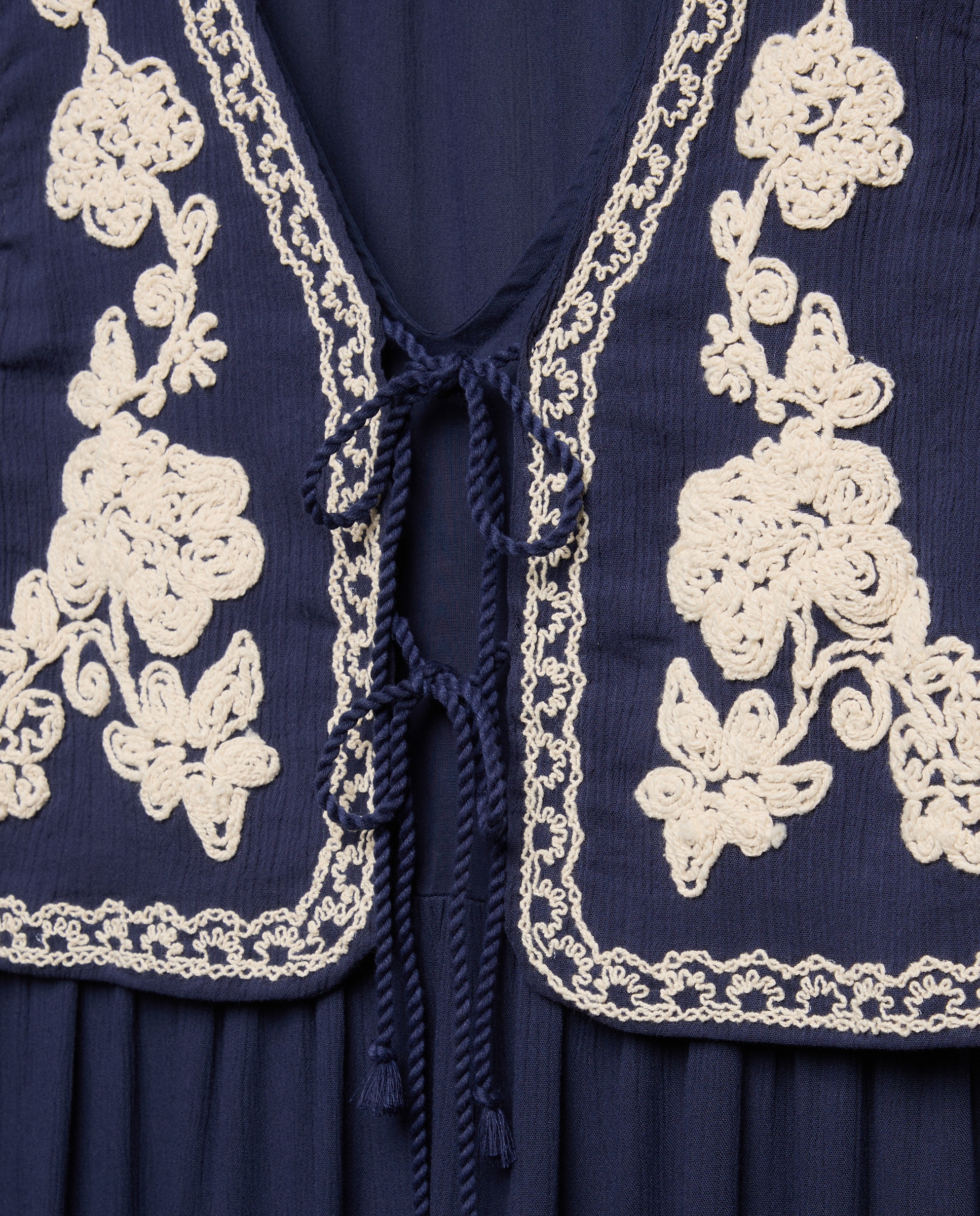 Vestido com Detalhe de Colete Bordado Azul-marinho-6