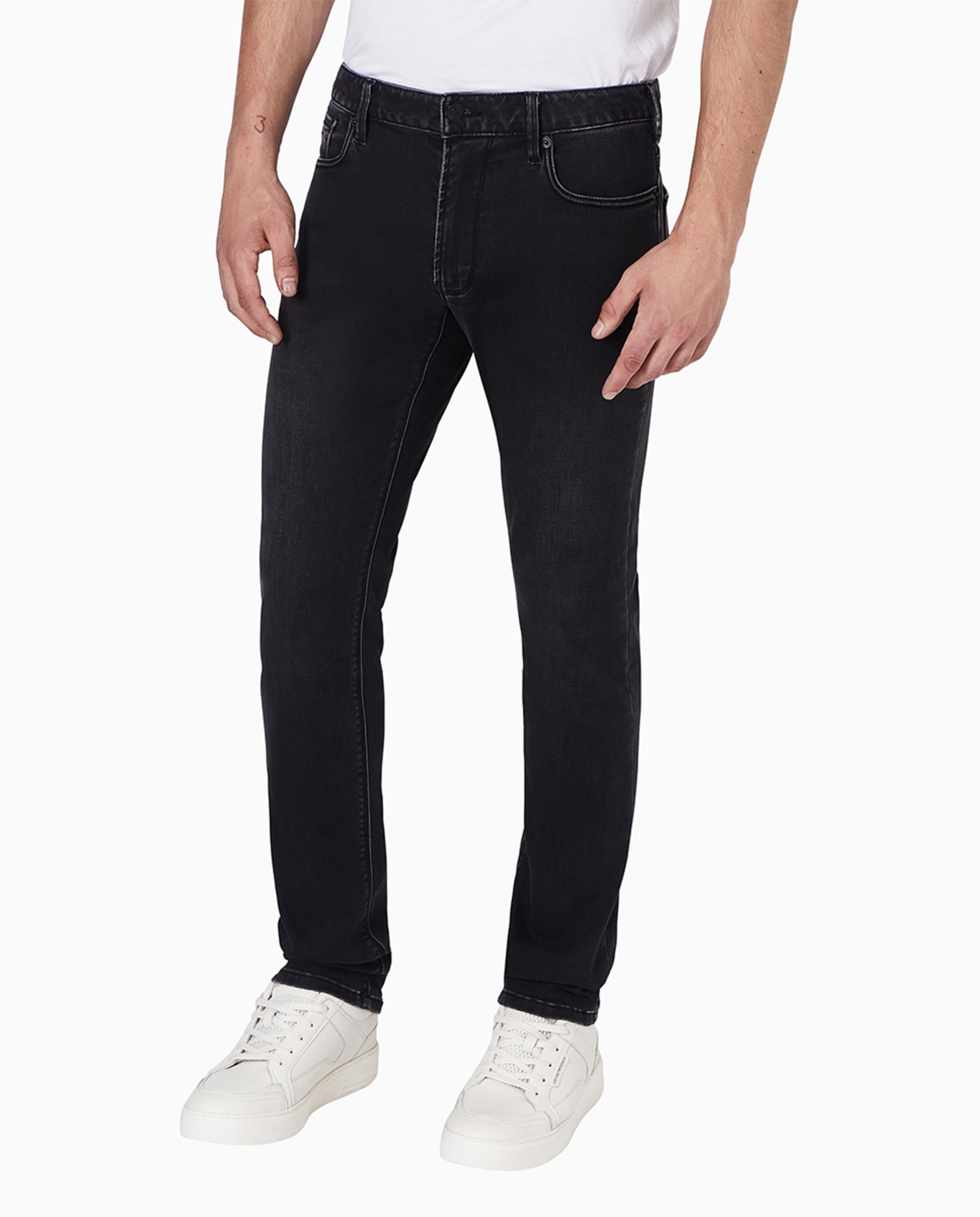 Imagem 0 de Jeans J06 Slim Fit em Ganga "Extra Comfort" - Preto