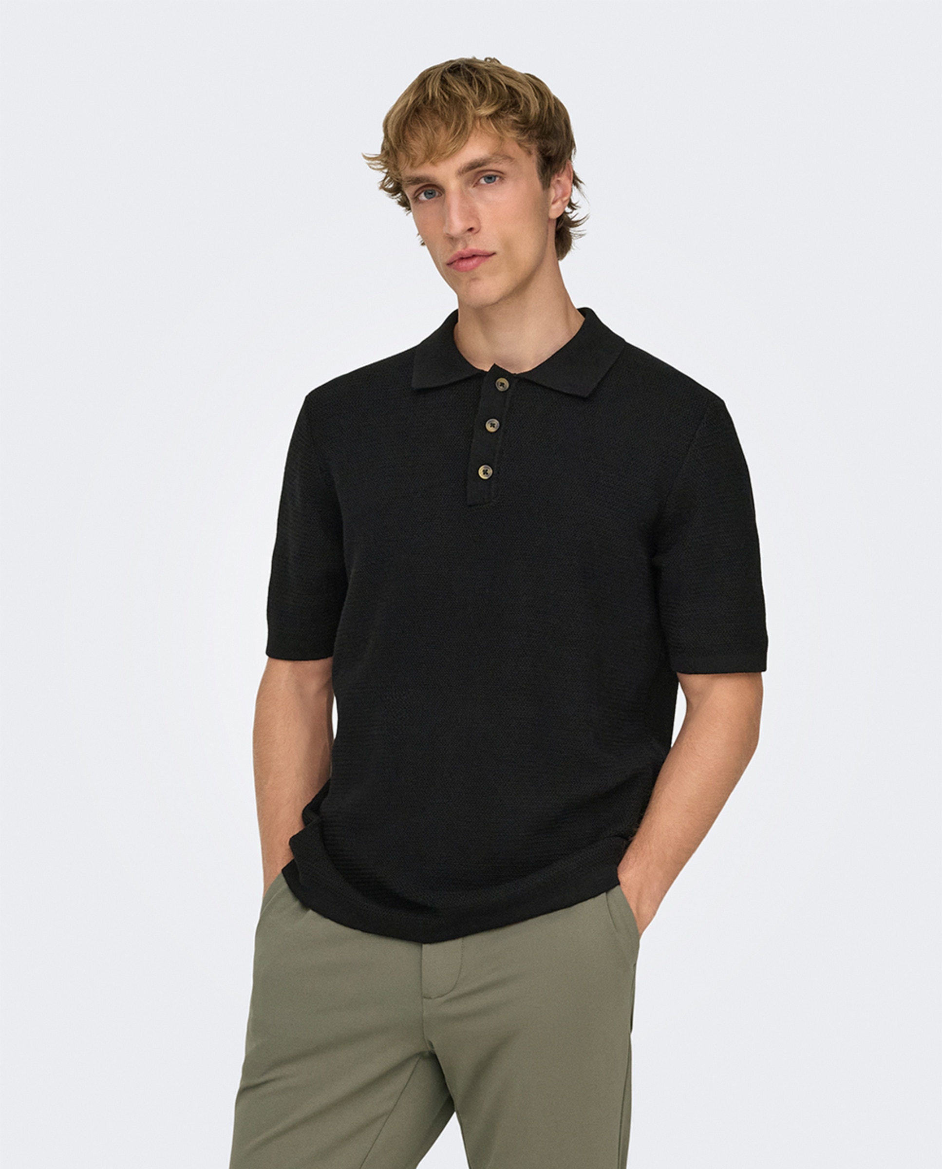 Imagem 0 de Polo de Malha Regular Fit com Manga Curta