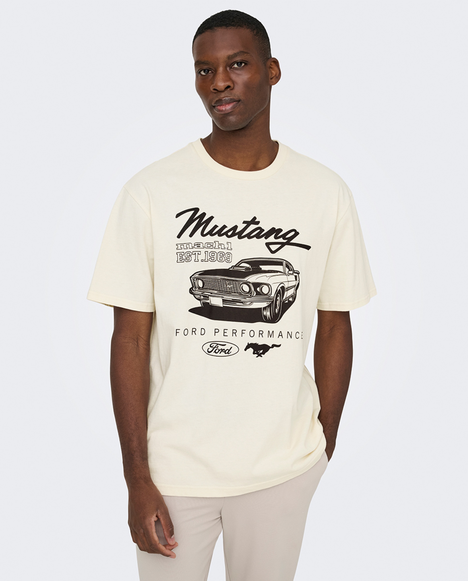 Imagem 0 de T-shirt Relaxed Fit com Manga Curta 100% Algodão.