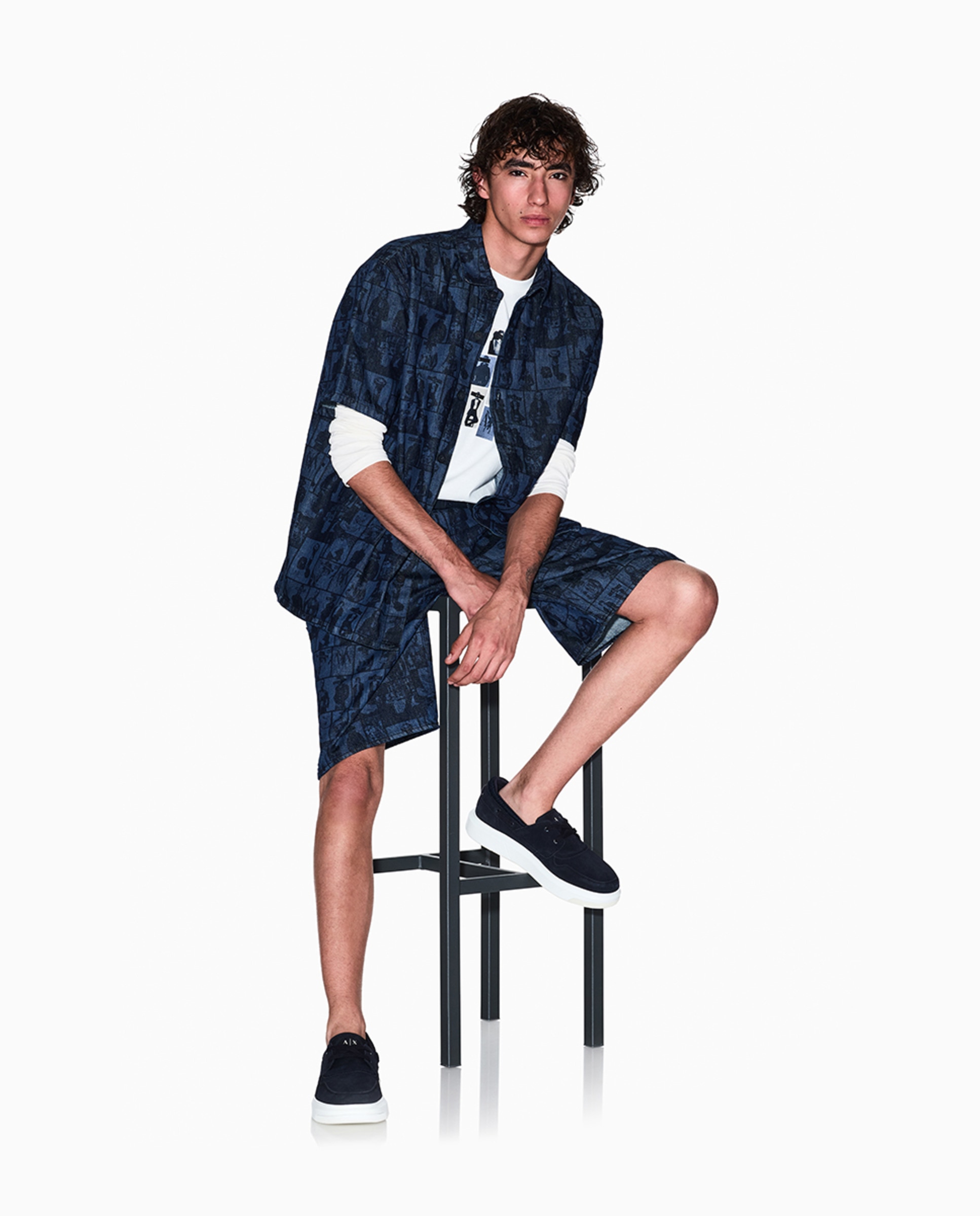 Imagem 0 de Camisa de Ganga Estampada Boxy Fit