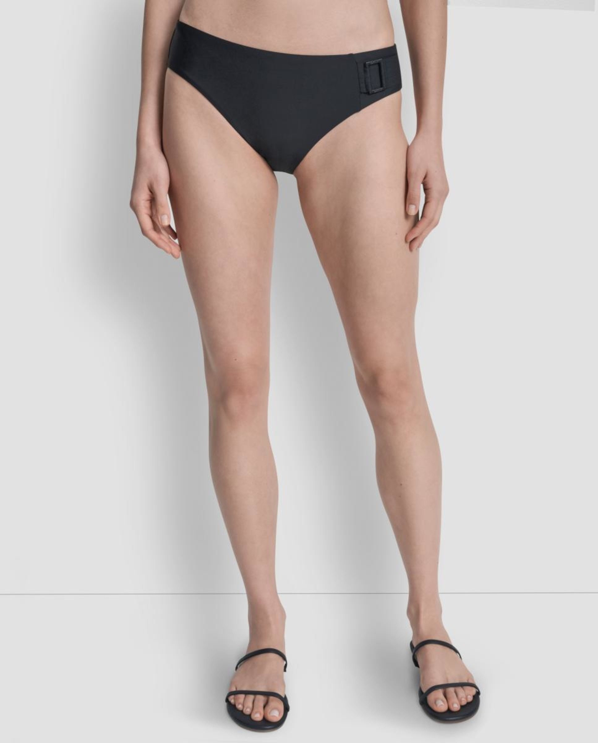 Conjunto de Biquíni Balconette com Foam e Cueca de Cintura Média Preto-8