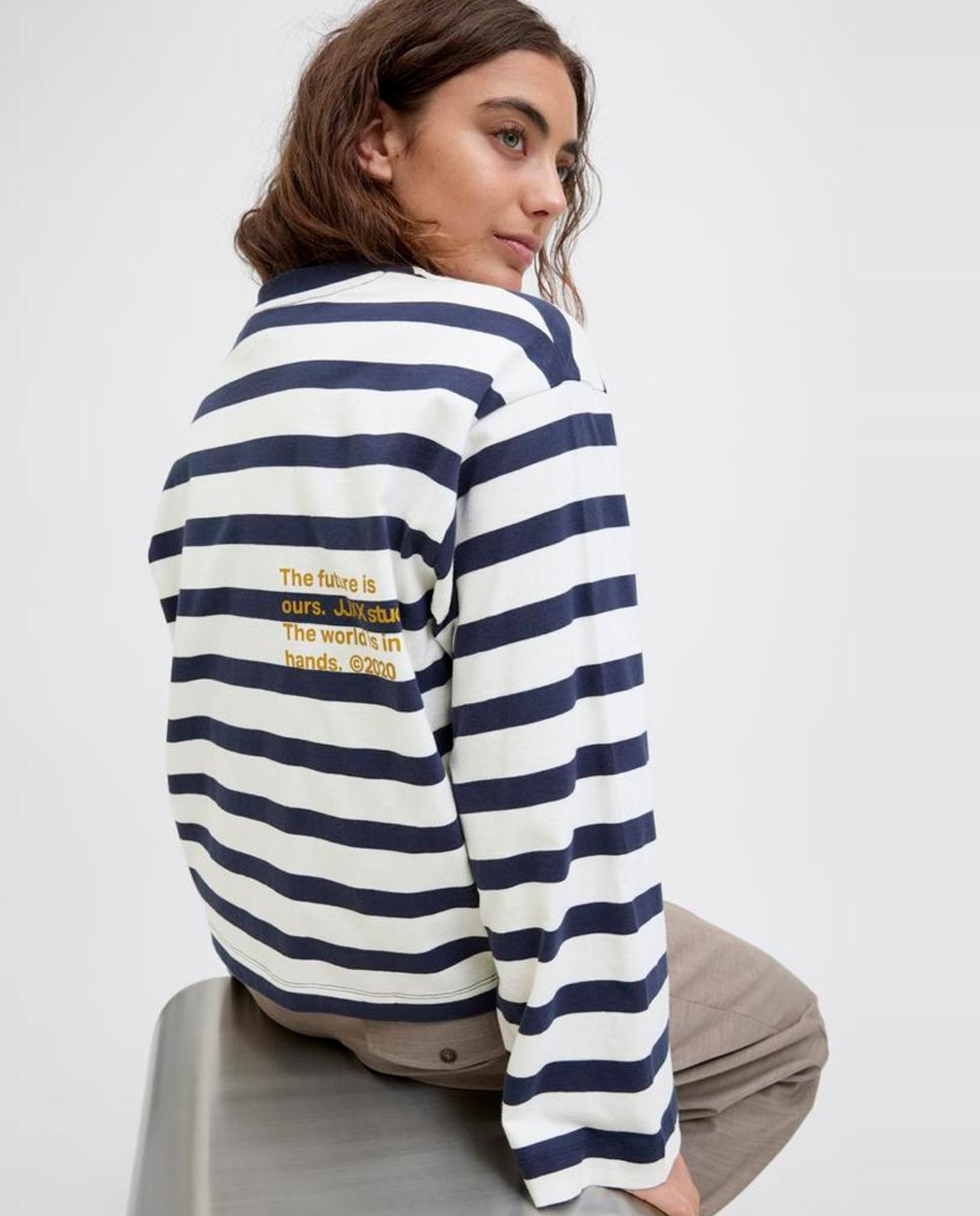 T-shirt às Riscas Oversize Azul-3