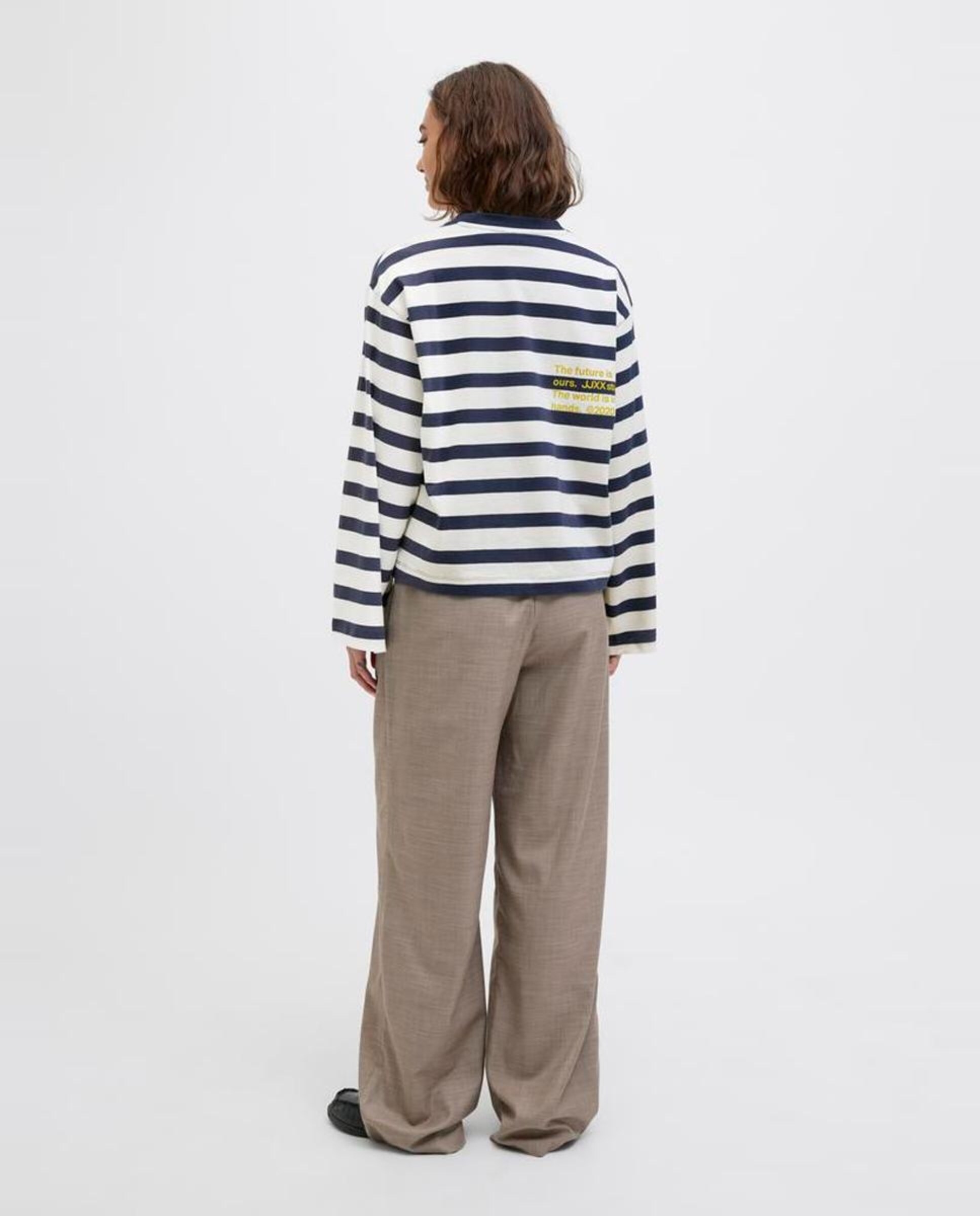 T-shirt às Riscas Oversize Azul-2