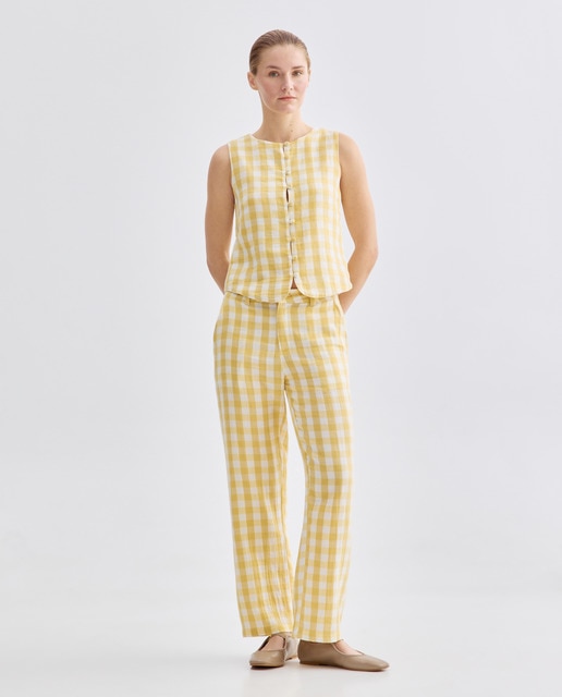 Imagen 0 de Pantalón de mujer de cuadros total look