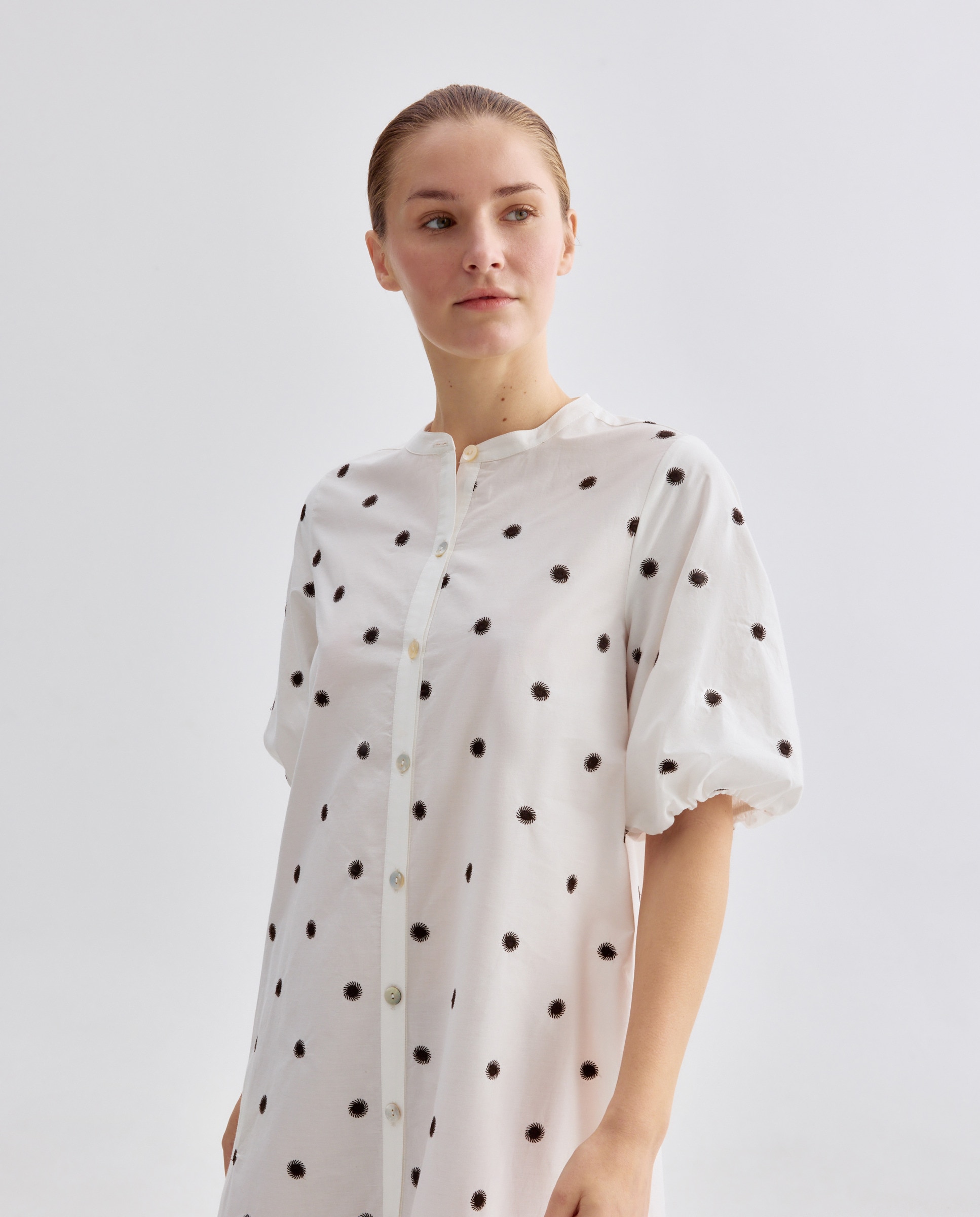 Vestido bordado de mujer Blanco-2