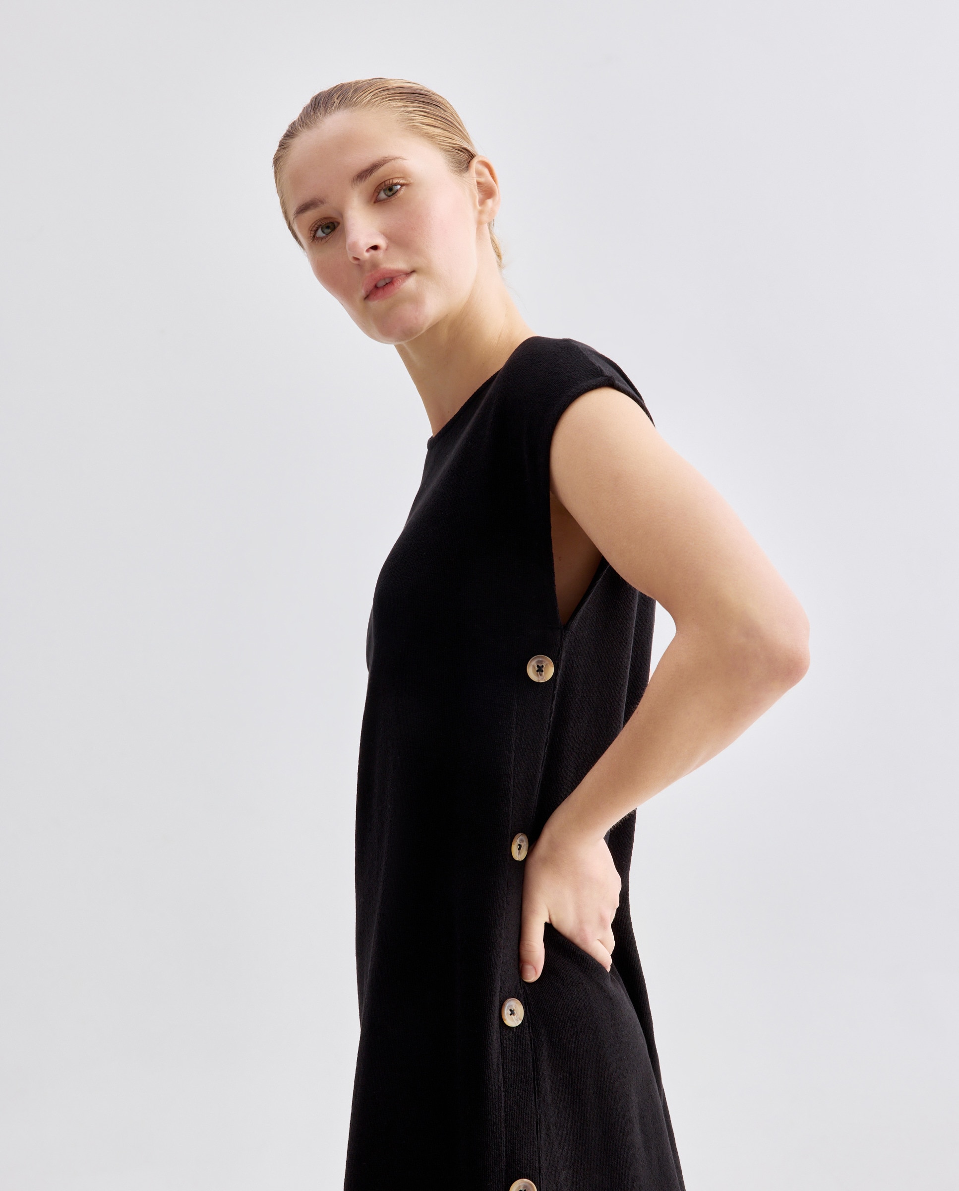 Vestido de mujer de algodón con botones laterales Negro-2