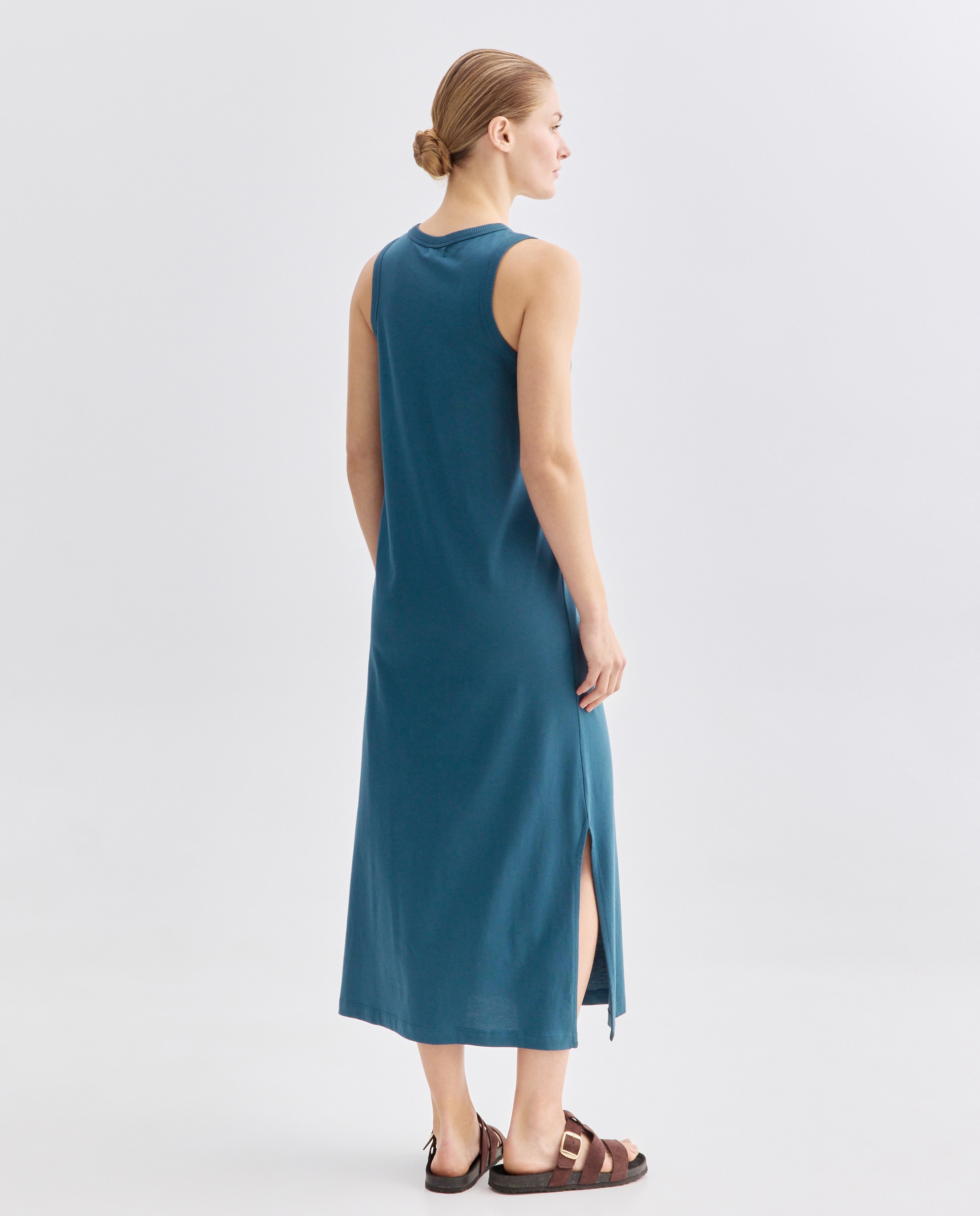 Vestido básico de mujer cuello caja sin mangas Verde Pato-3