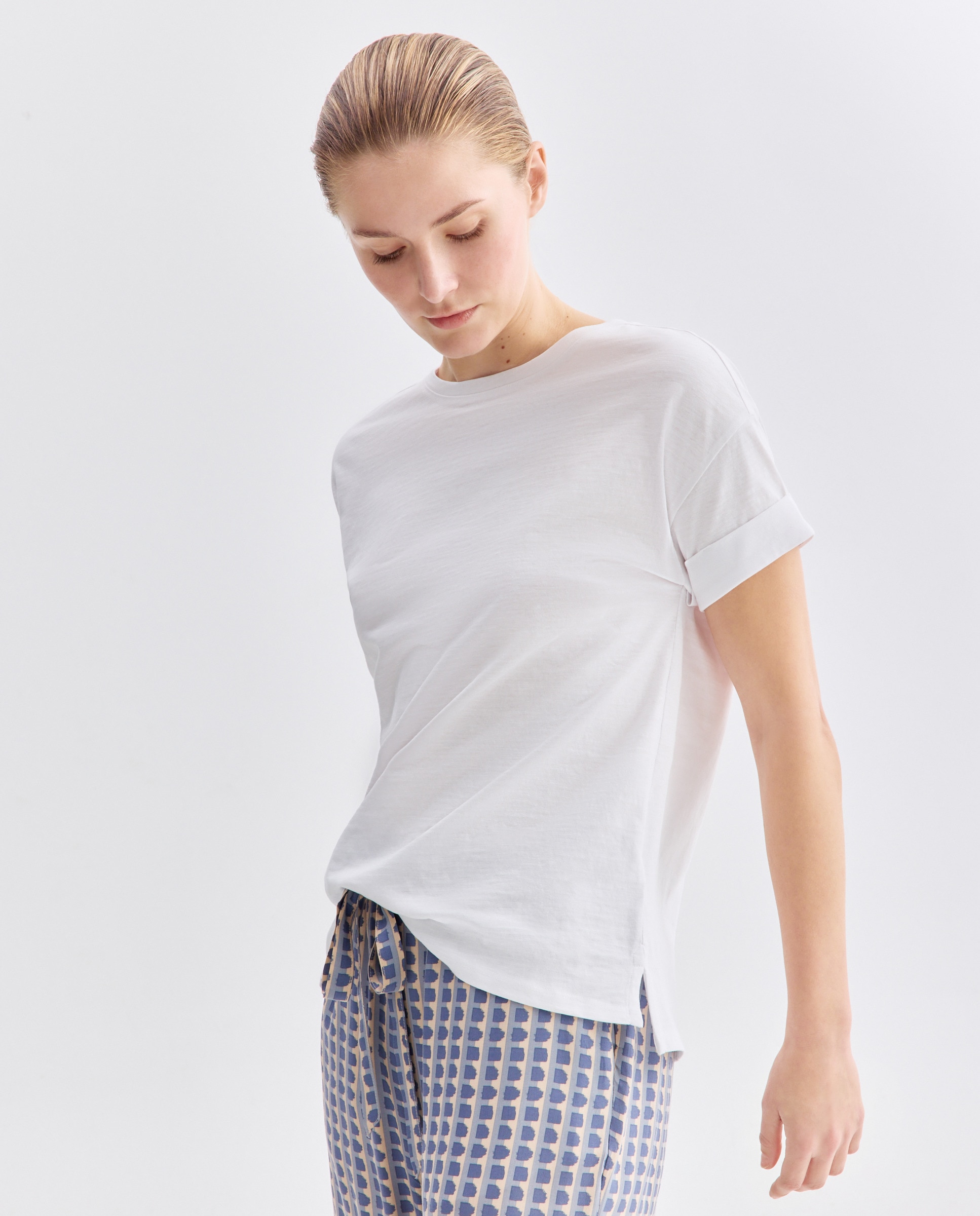 Imagen 0 de Camiseta básica de mujer cuello caja