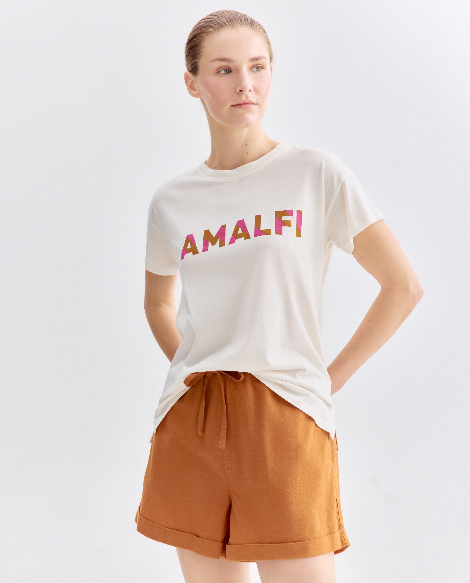 Imagen 0 de Camiseta estampada de mujer cuello caja