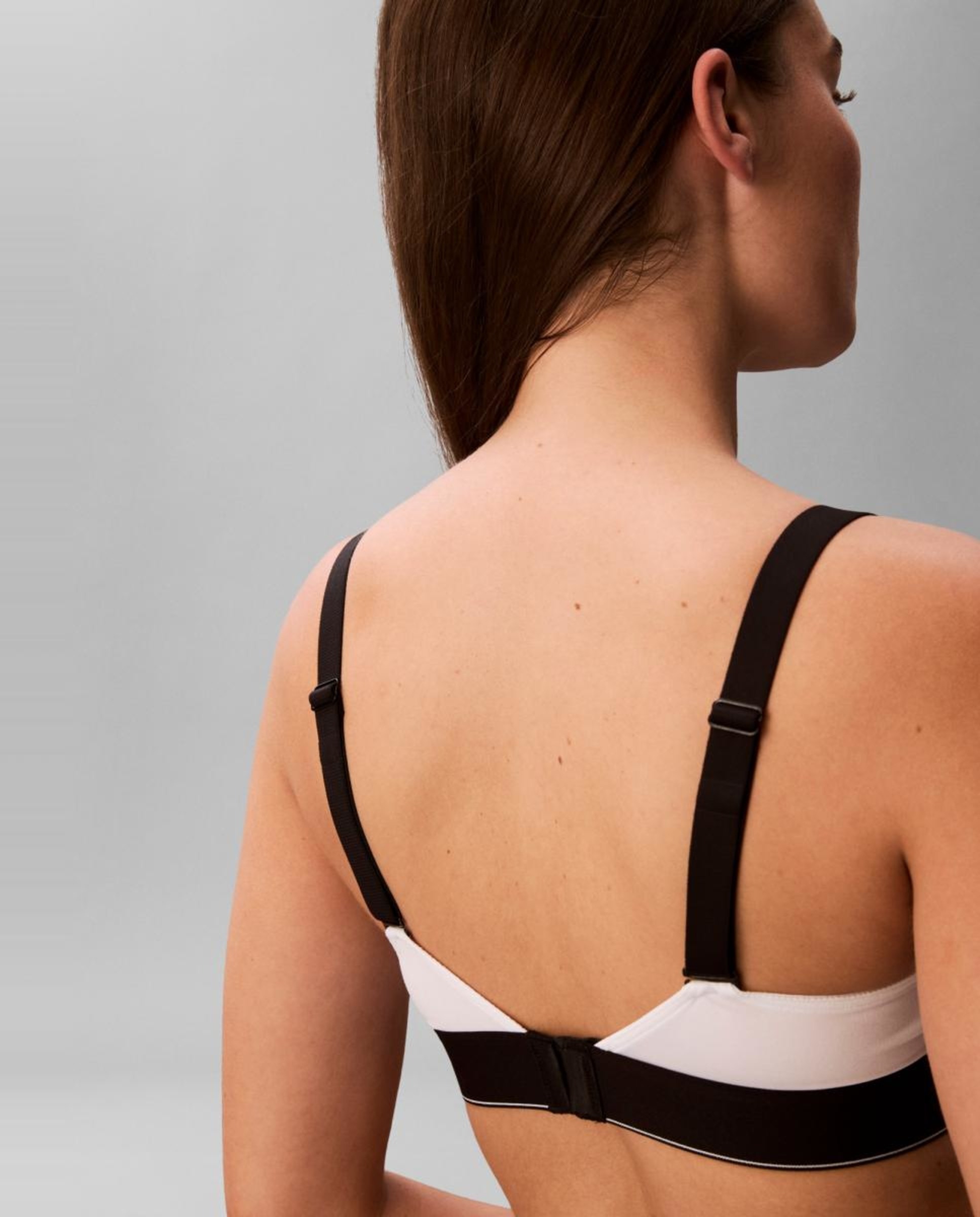 Soutien Bralette de Copa Moldada CK Graphic Branco-3