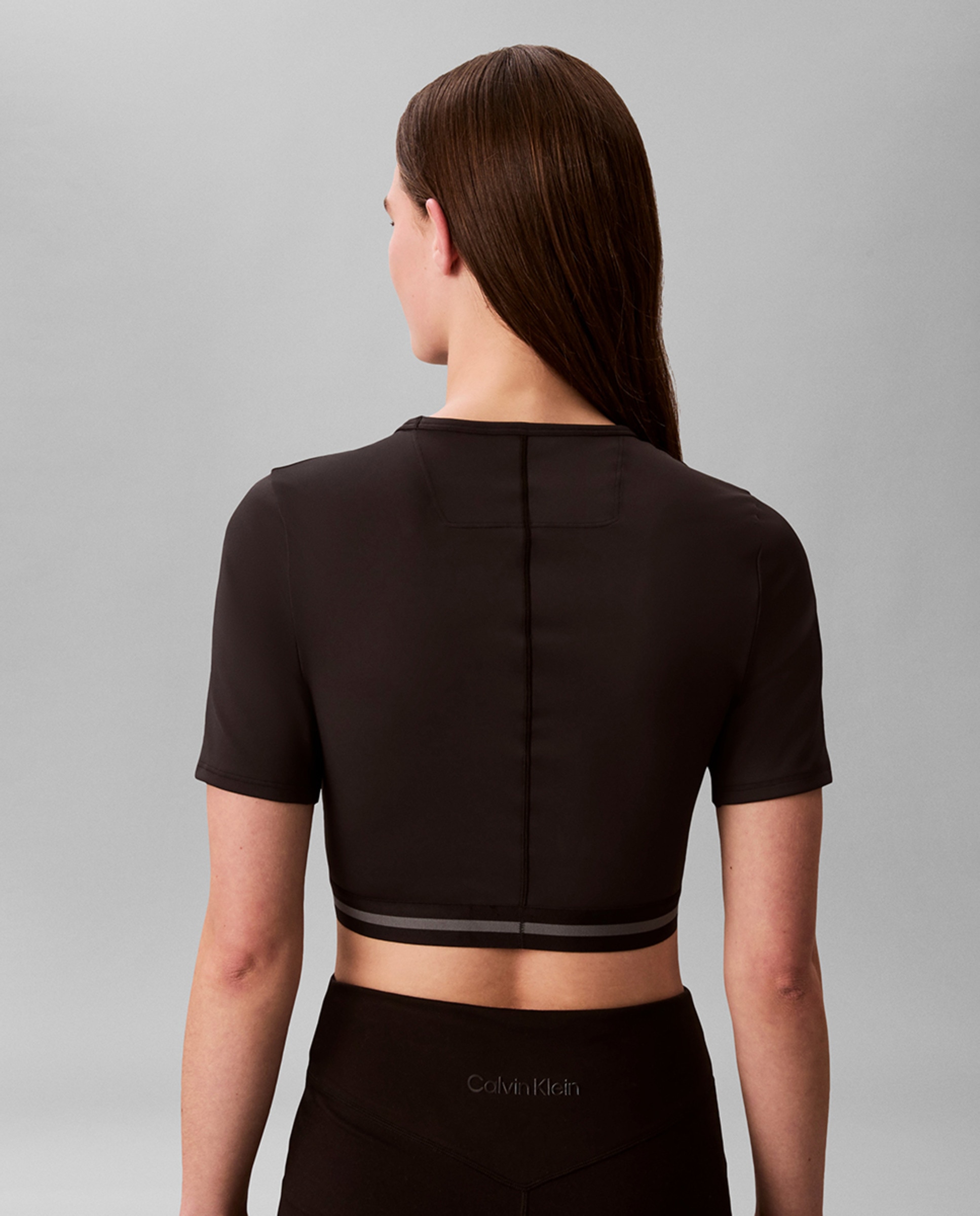 T-shirt Cropped de Manga Curta Icon Sport Preto-2