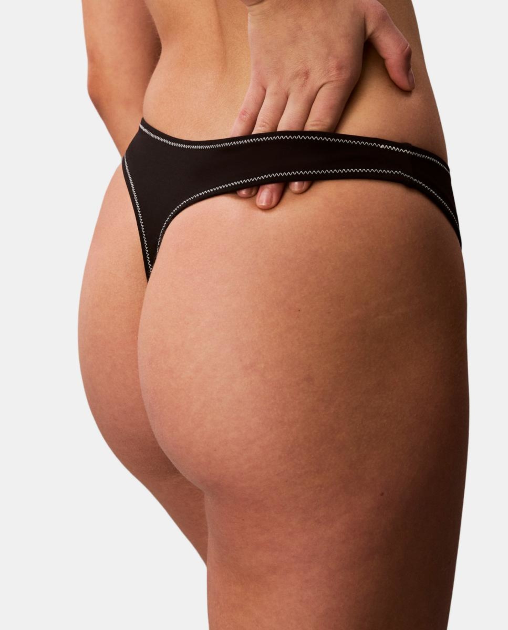 Parte de Baixo de Biquíni Tipo Tanga Preto-4