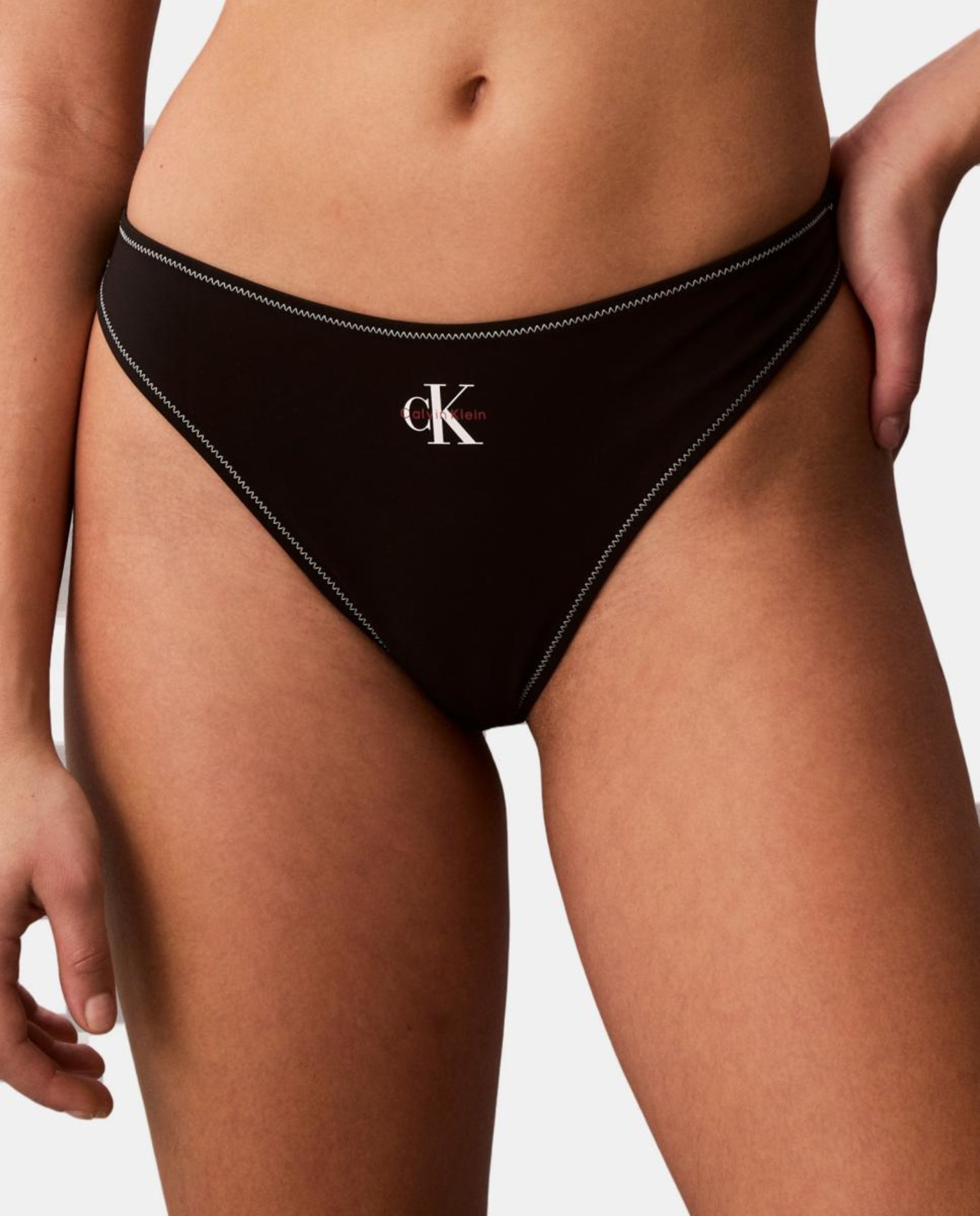 Parte de Baixo de Biquíni Tipo Tanga Preto-1
