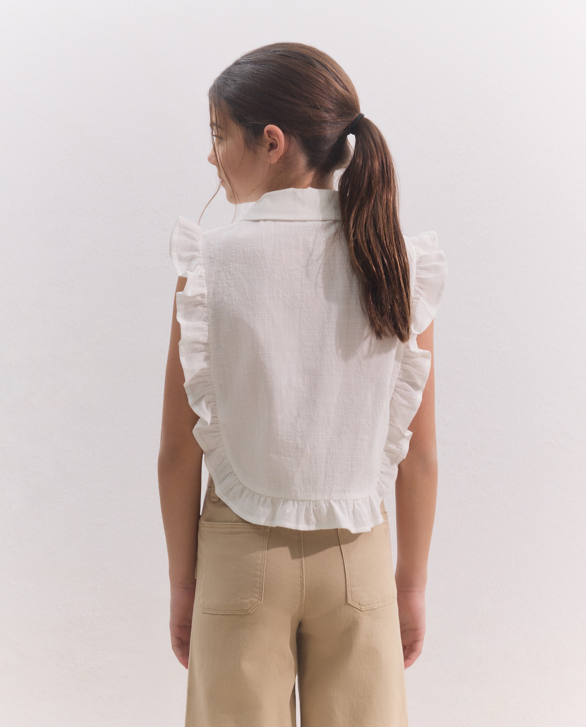 Blusa sem Mangas e com Estrutura Rústica Branco-3