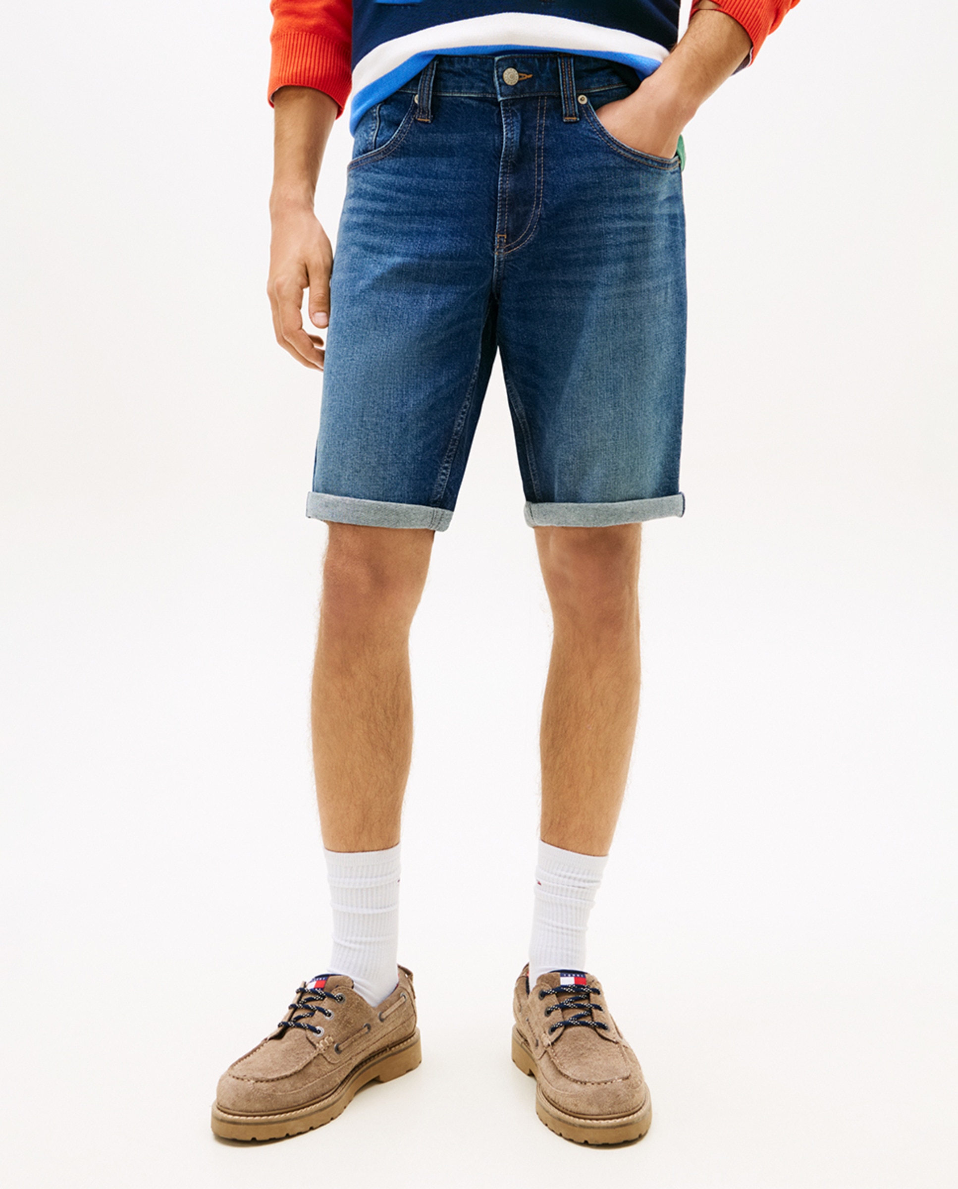 Bermudas Ronnie com Lavagem Escura Azul-2