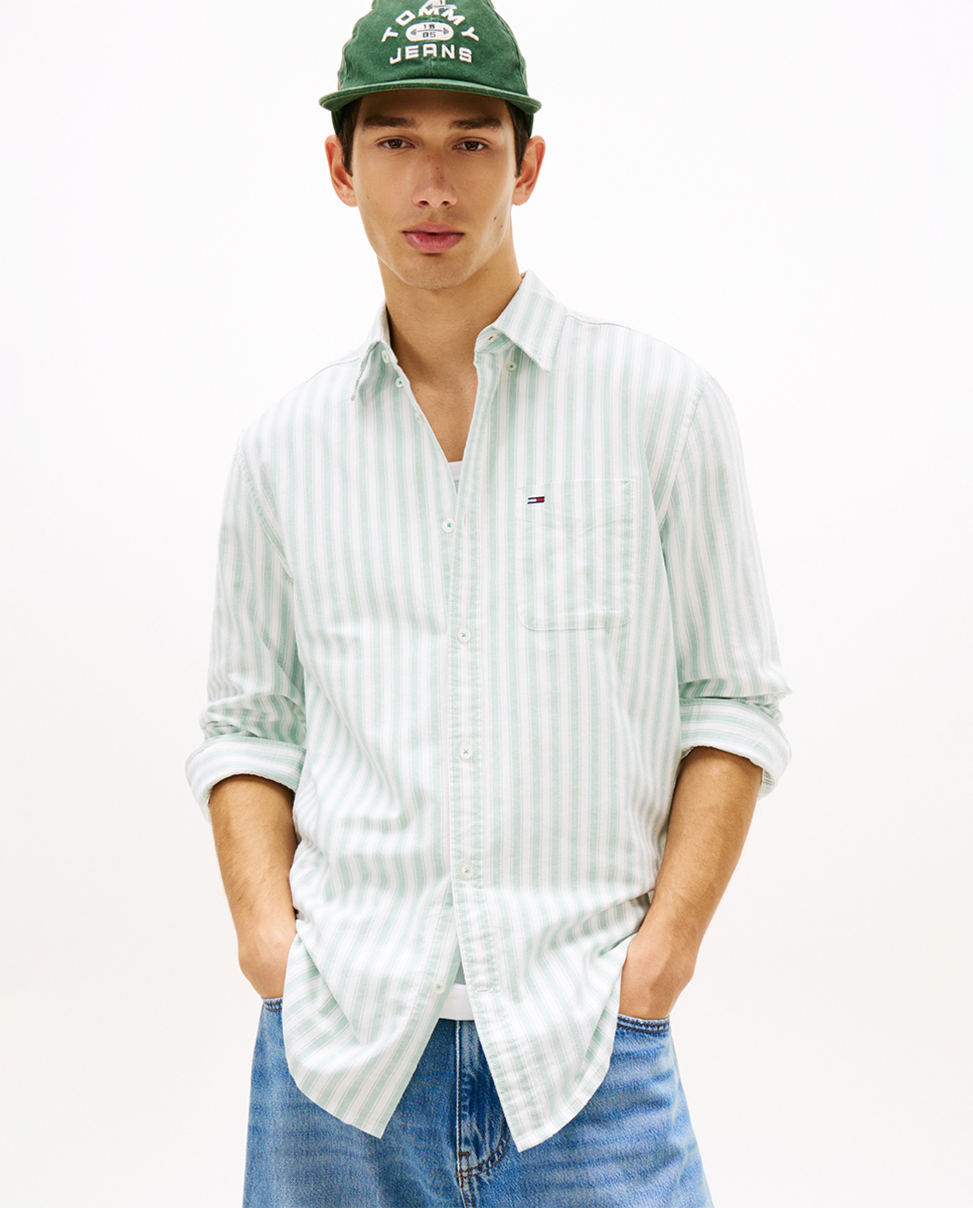 Imagem 0 de Camisa Oxford às Riscas Regular Fit