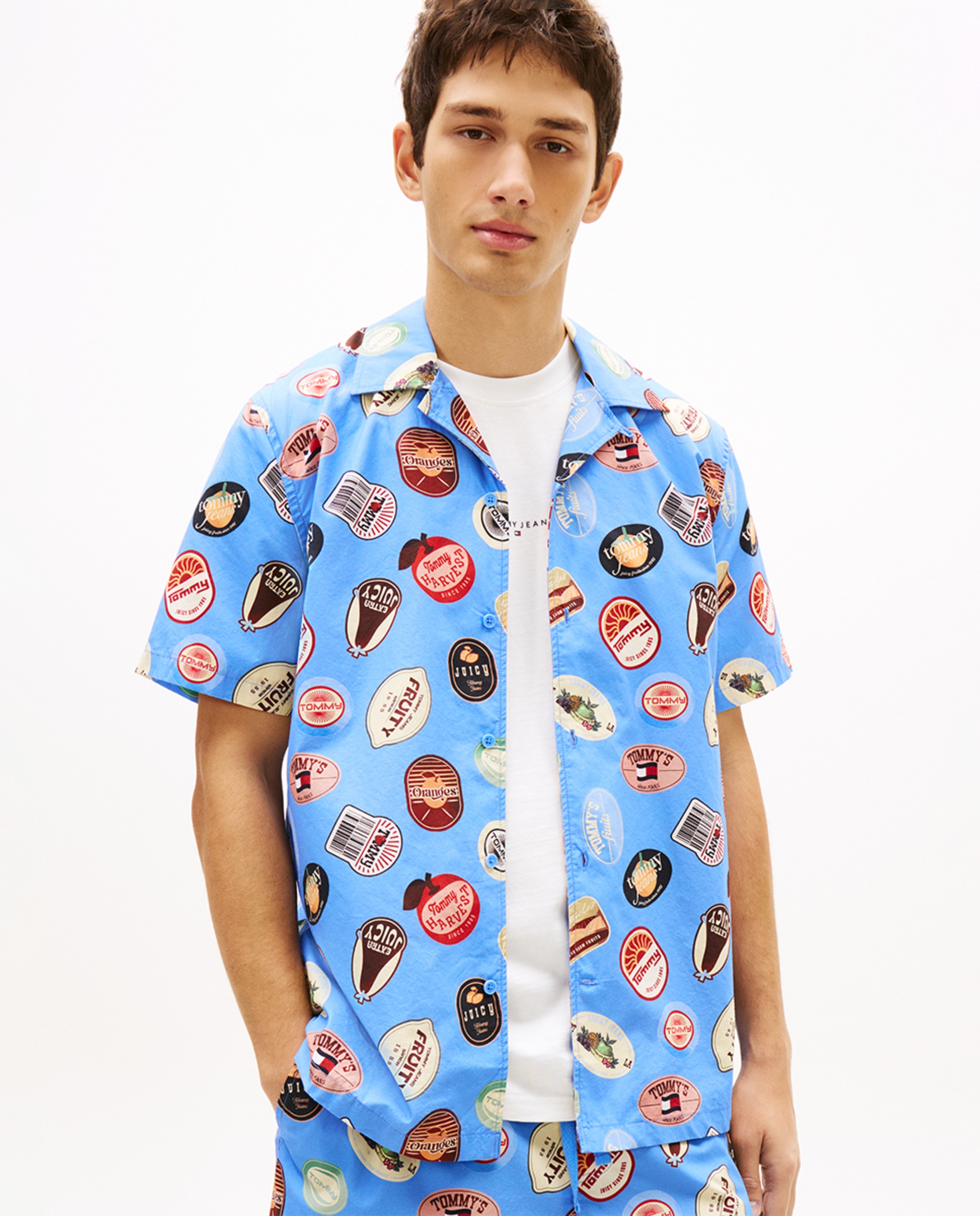 Imagem 0 de Camisa Regular Fit de Manga Curta Estampada