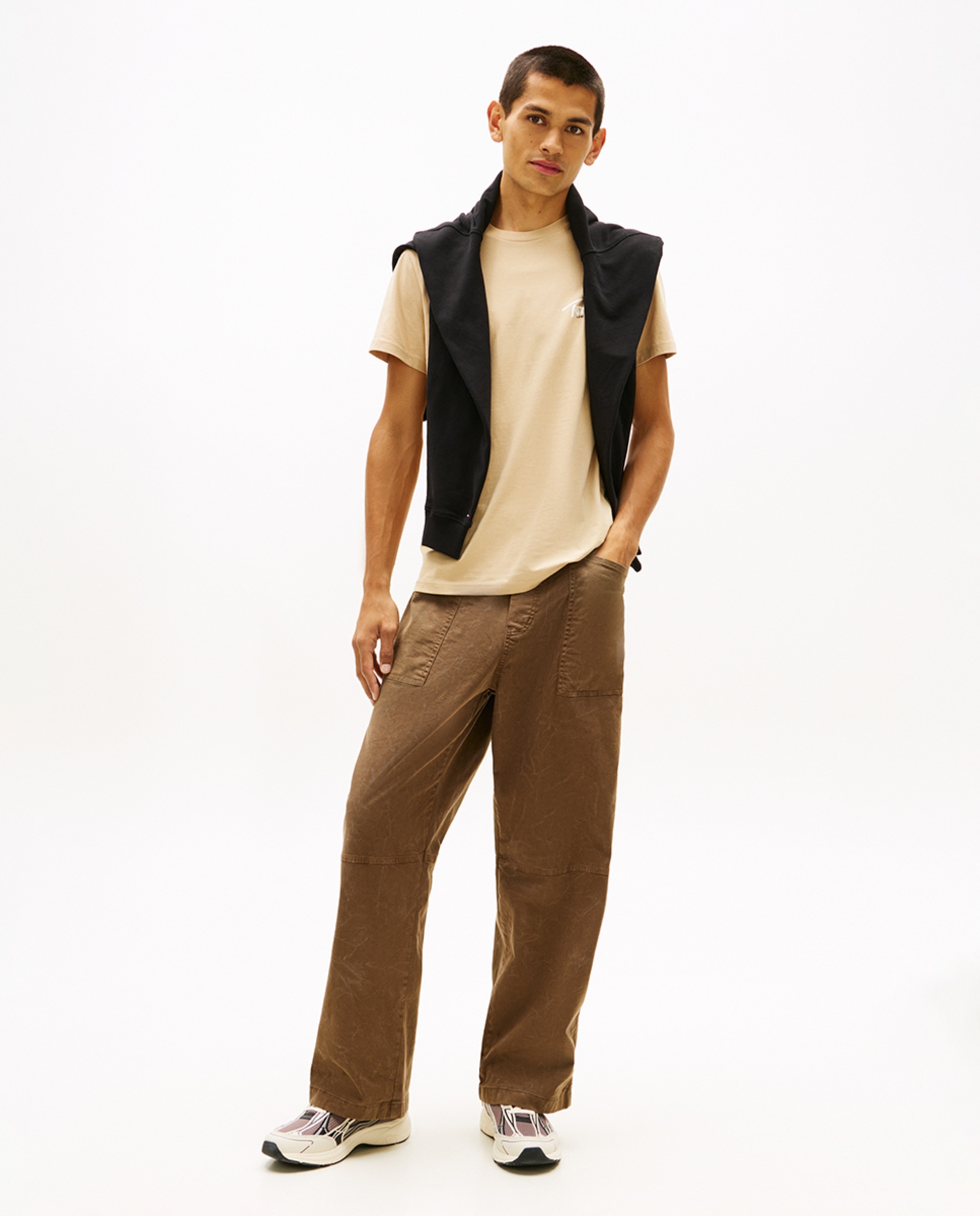 T-shirt Slim Fit com Manga Curta Bege-5